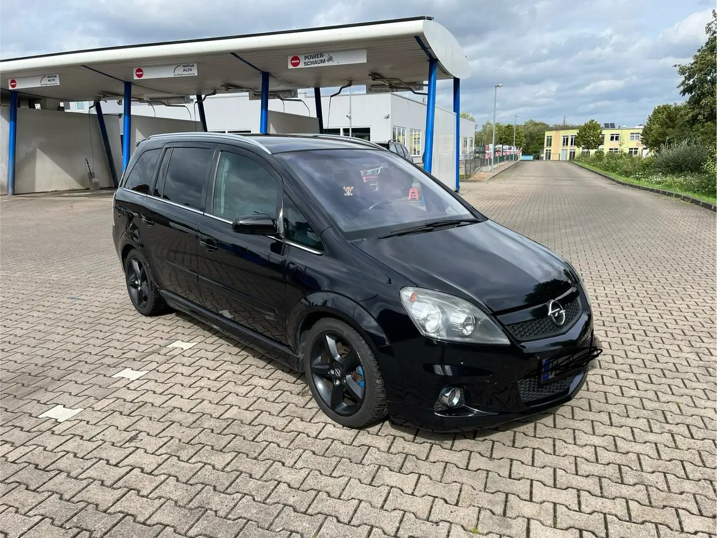 Opel Zafira OPC Nero - 1
