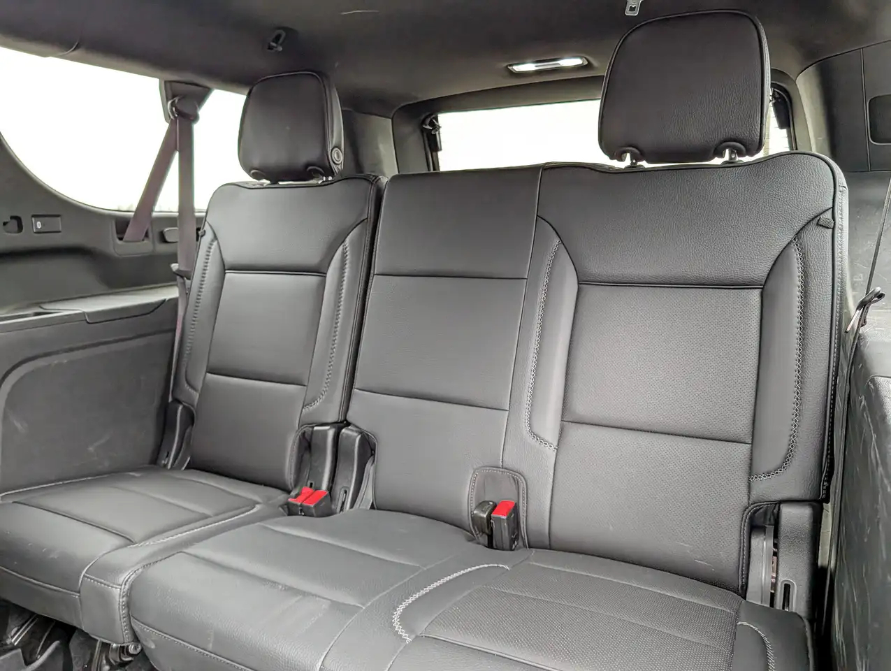 GMC Yukon снимка GMC Yukon