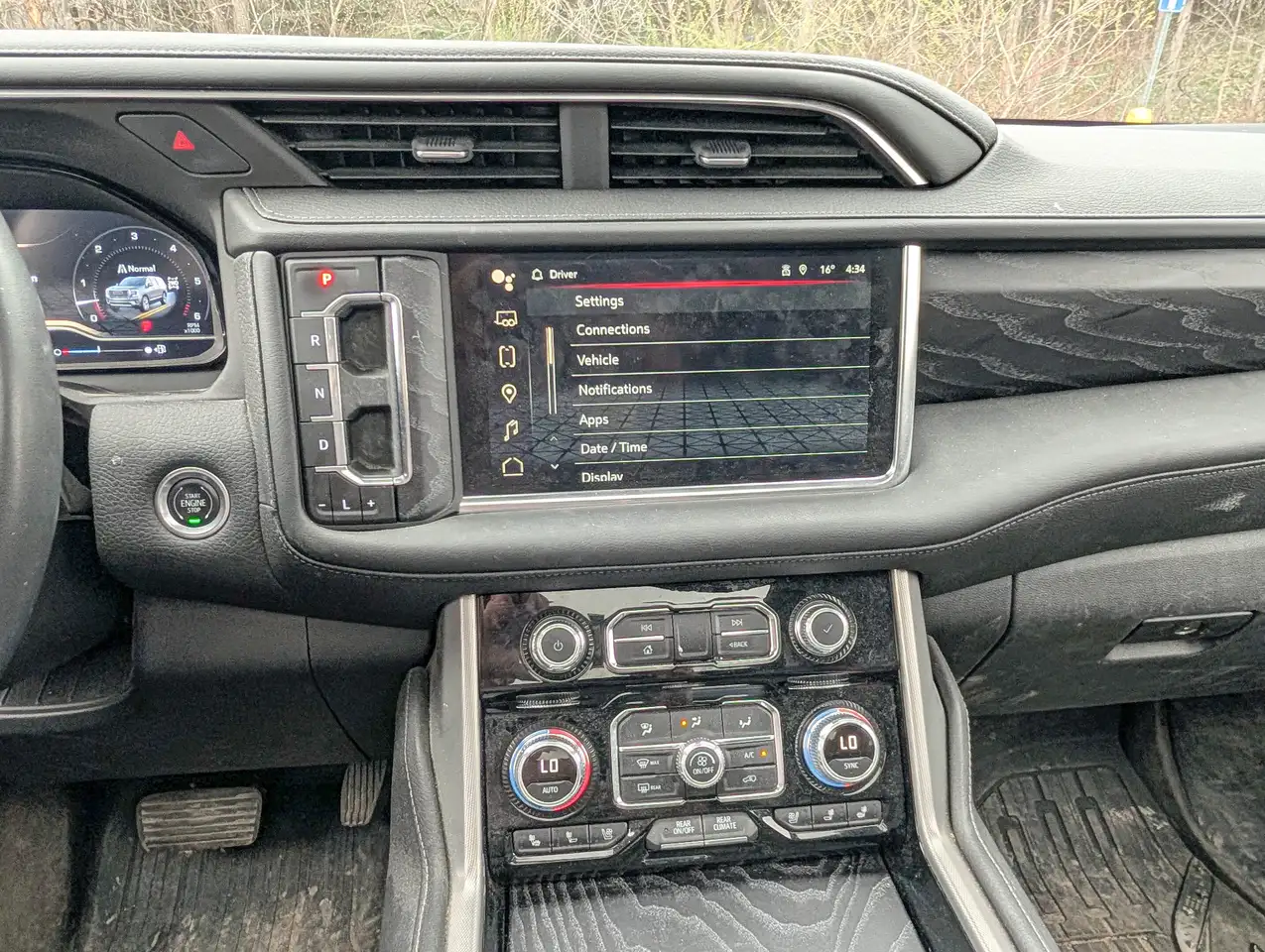GMC Yukon снимка GMC Yukon