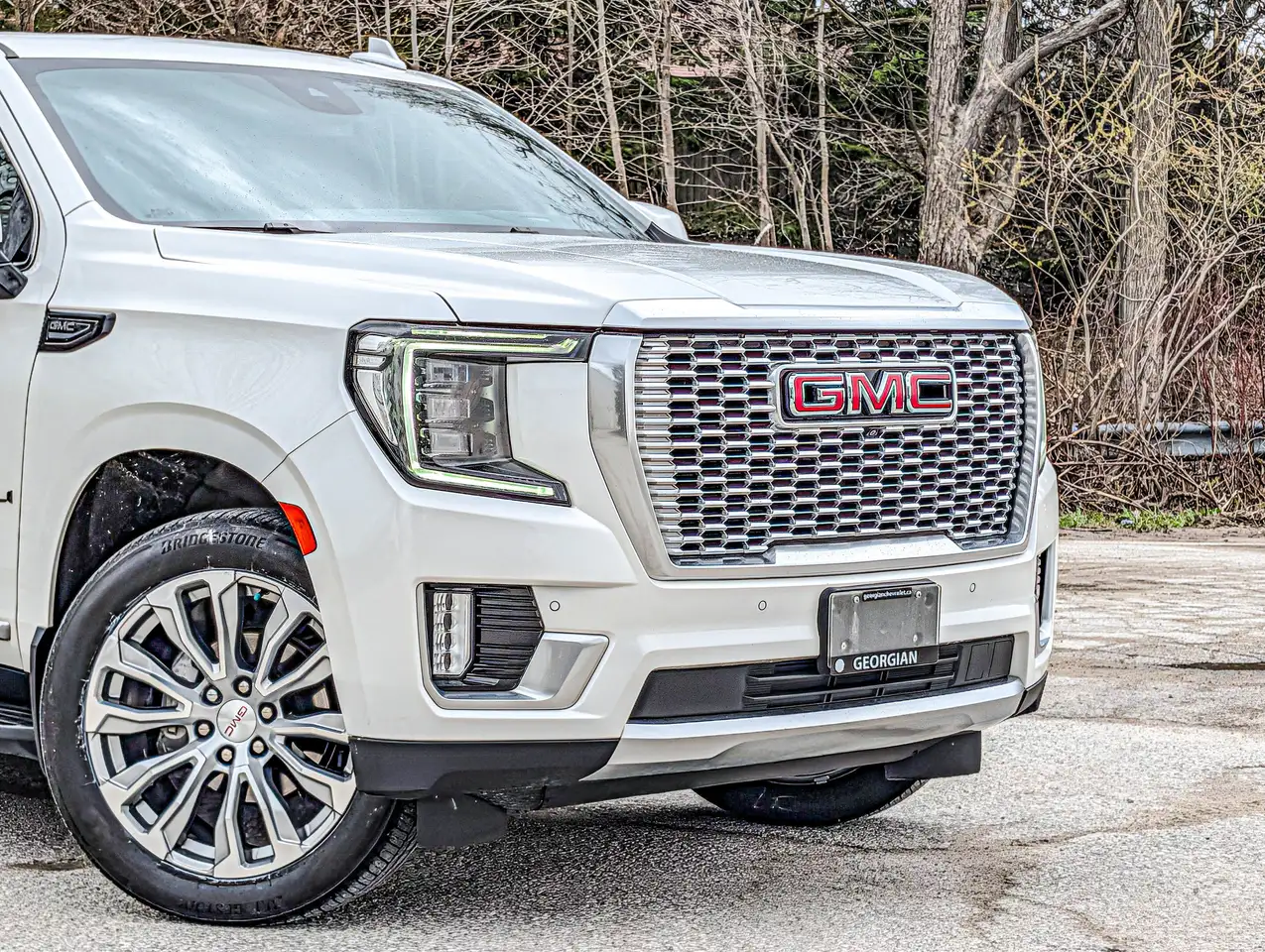 GMC Yukon снимка GMC Yukon
