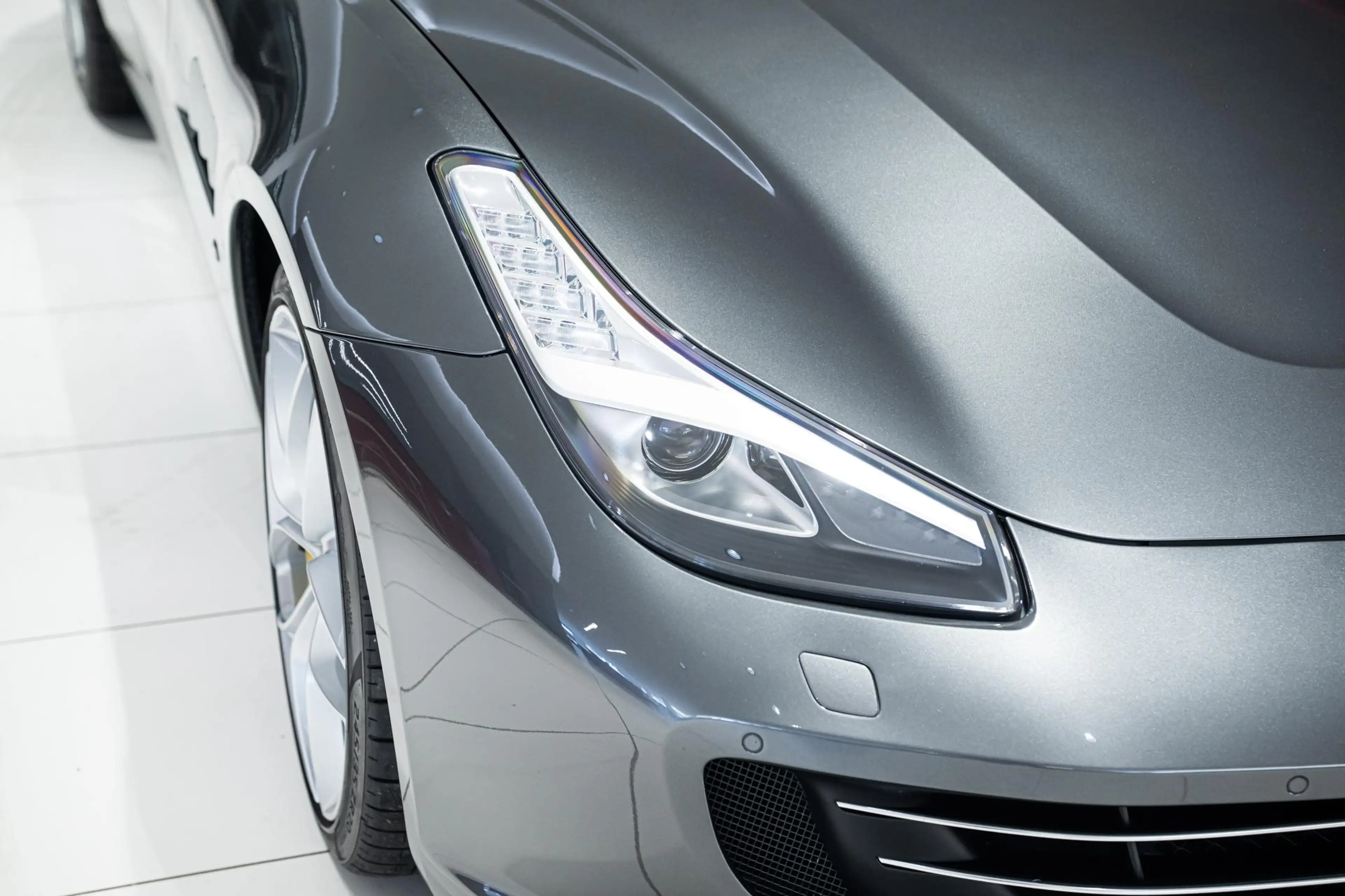 Ferrari GTC4 Lusso GTC4Lusso T - Kroymans Ferrari — photo 4