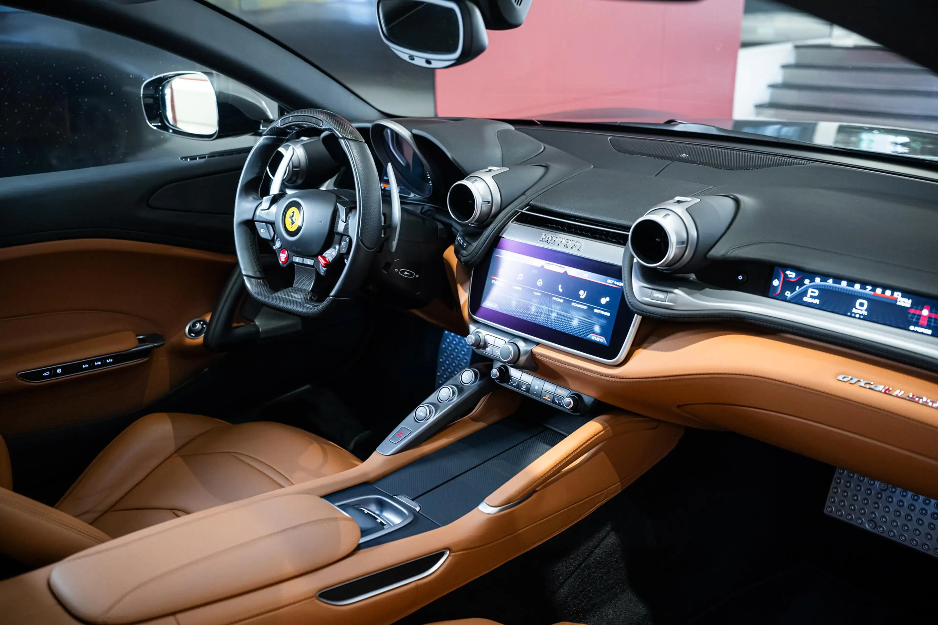 Ferrari GTC4 Lusso GTC4Lusso T - Kroymans Ferrari — photo 13
