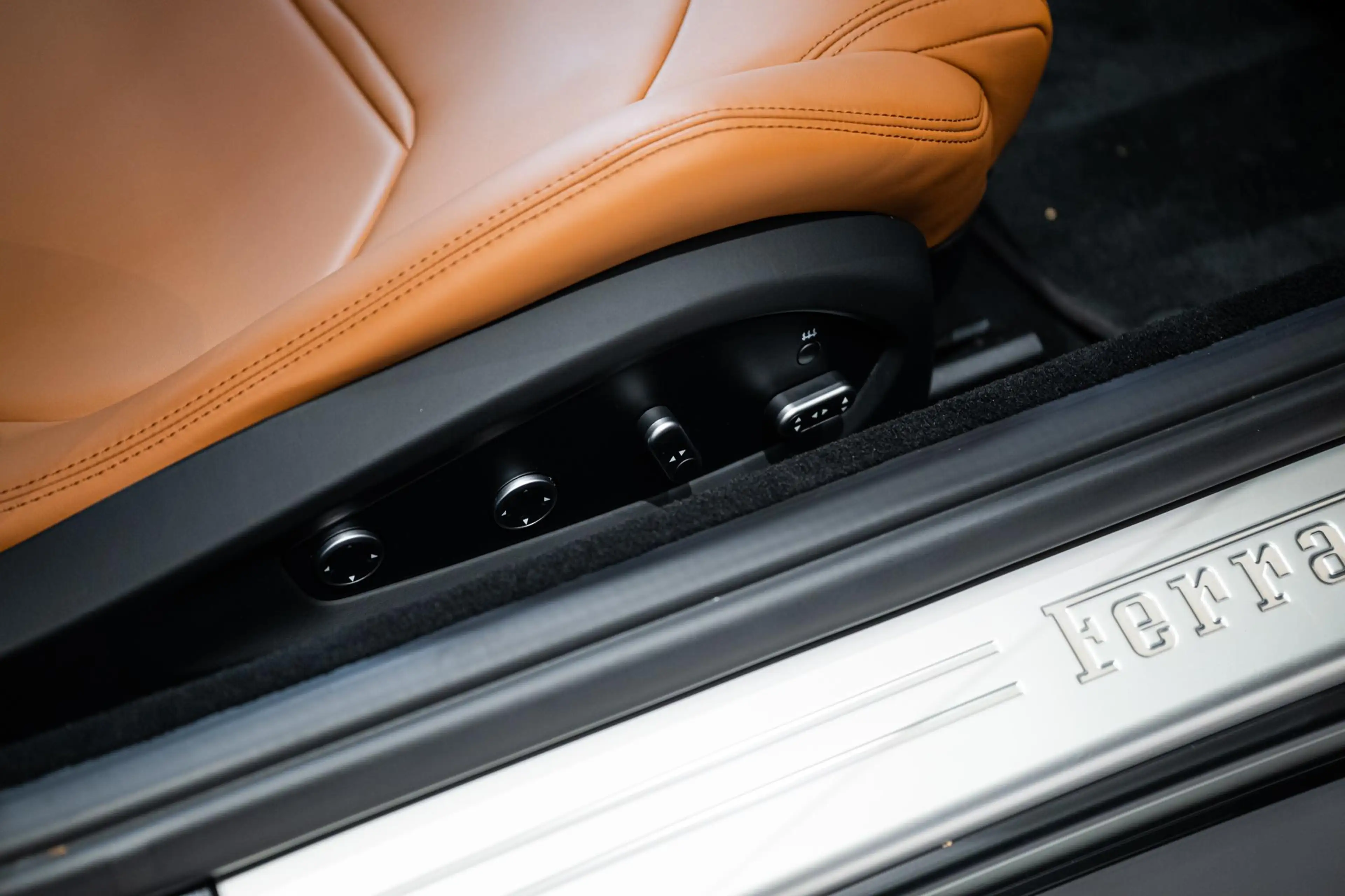 Ferrari GTC4 Lusso GTC4Lusso T - Kroymans Ferrari — photo 9