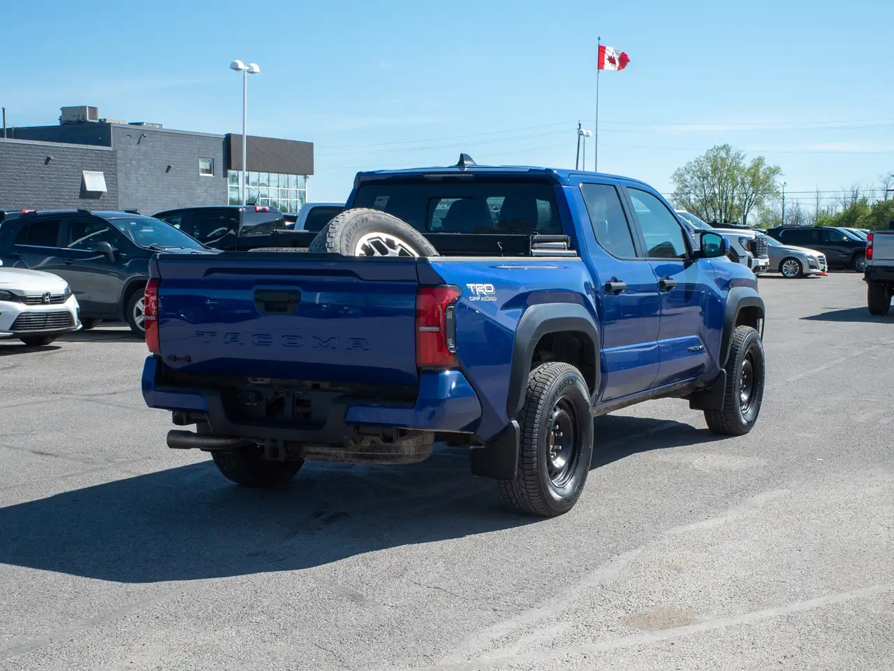 Toyota Tacoma снимка Toyota Tacoma