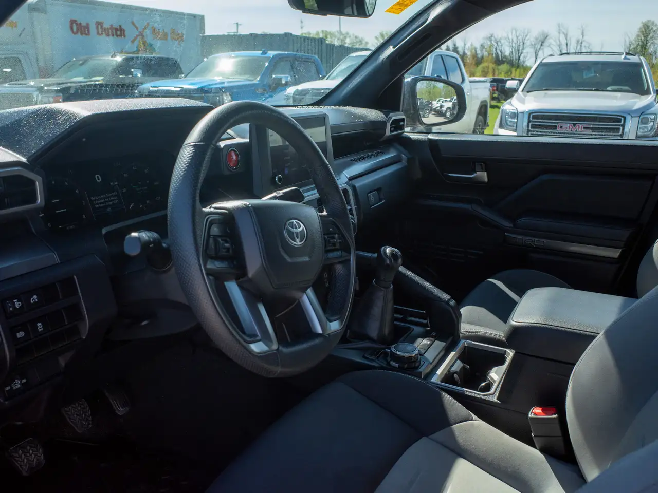 Toyota Tacoma снимка Toyota Tacoma