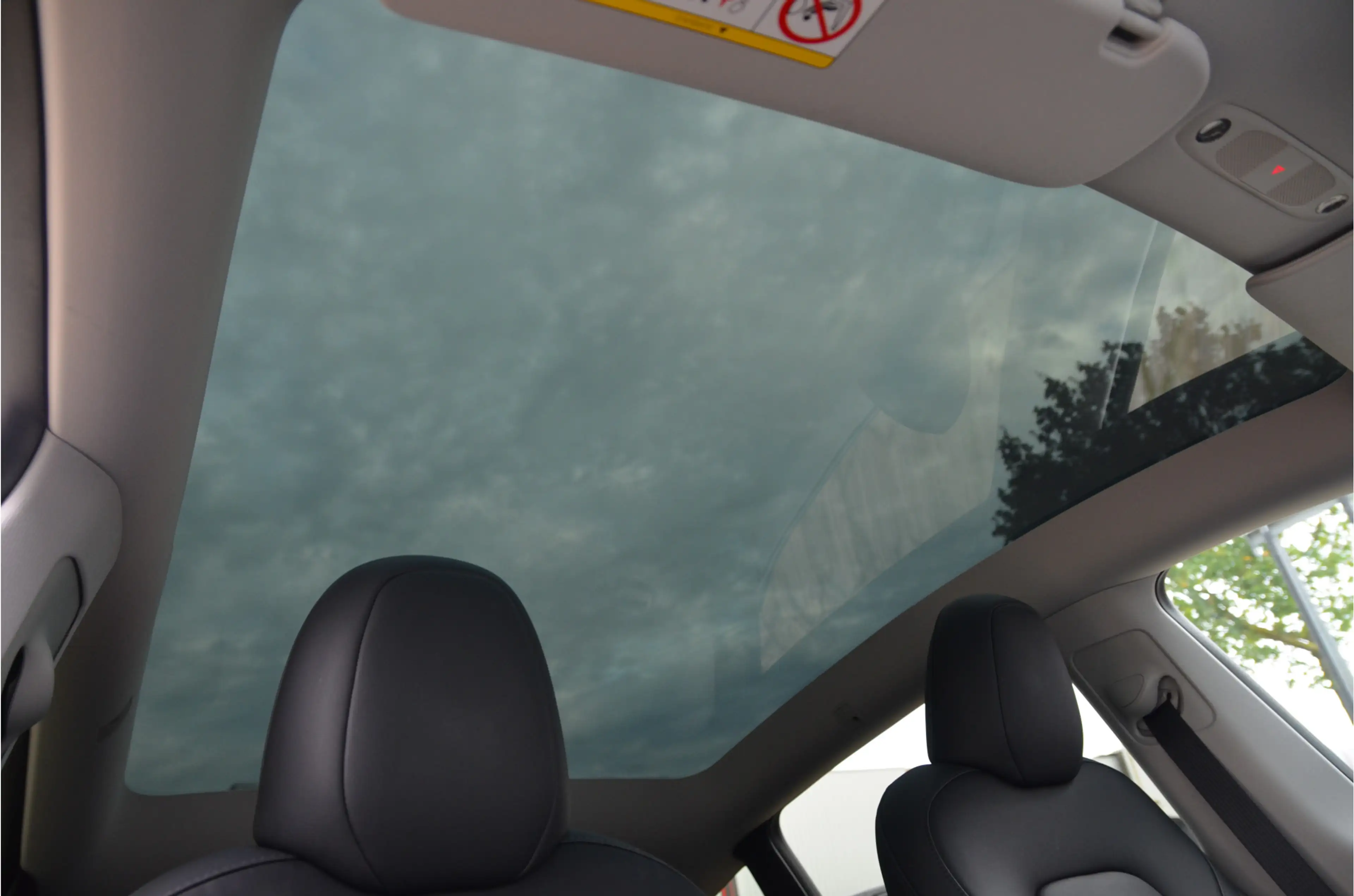 Tesla Model Y RWD 58 kWh AutoPilot3.0 Ryzen — photo 2