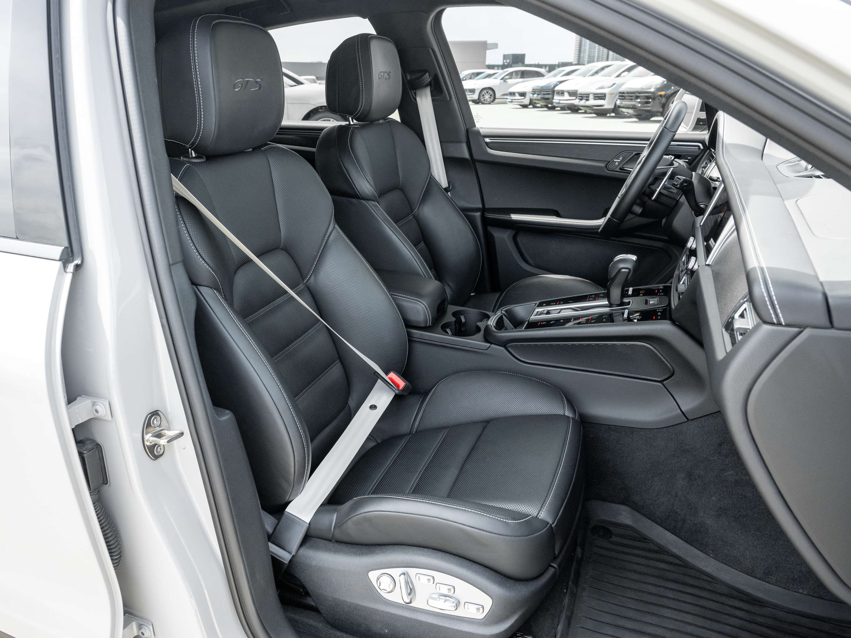 2023 Porsche Macan GTS | 2 Year Extended Warranty | 434 Horsepower alt 5