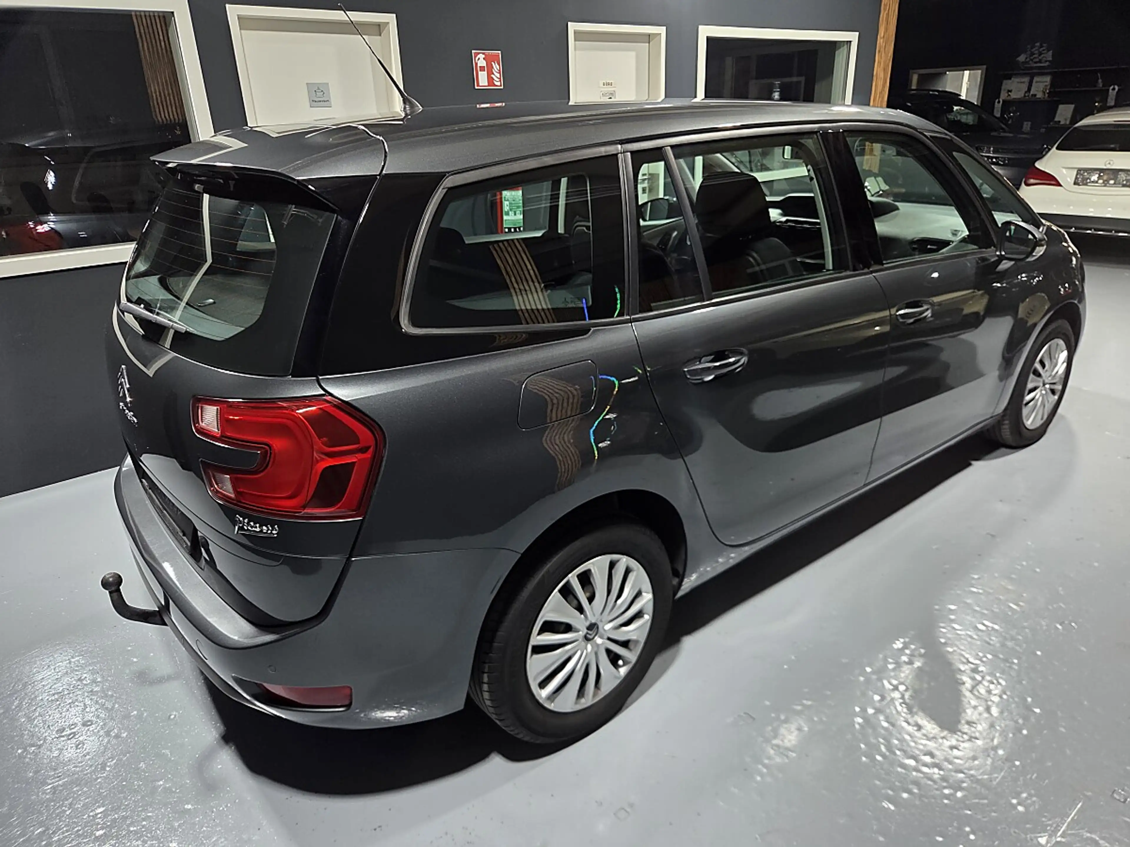 Citroen Grand C4 Picasso BlueHDi 100 S&S manuell Seduction — photo 15