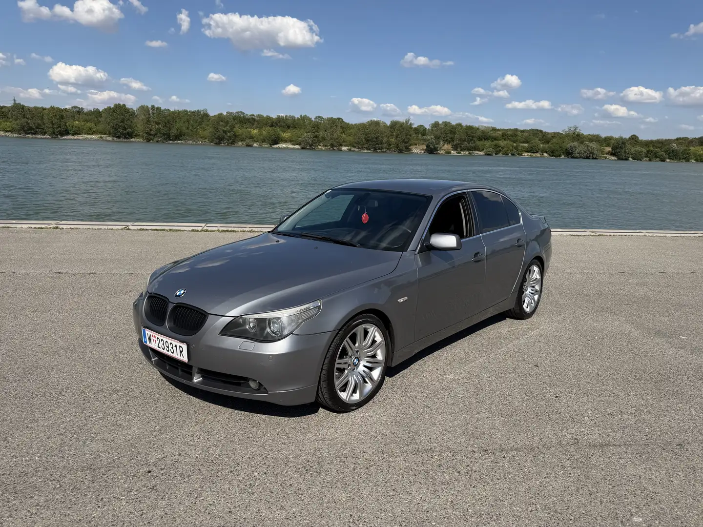 BMW 530 530d Österreich-Paket - 1