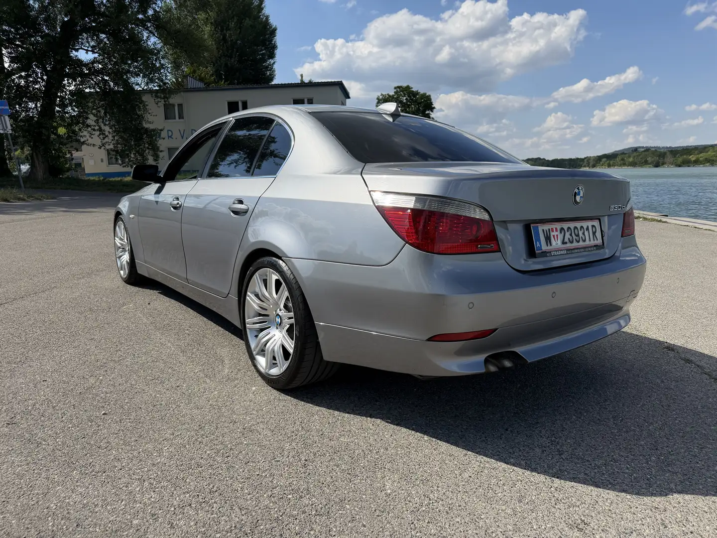 BMW 530 530d Österreich-Paket - 2