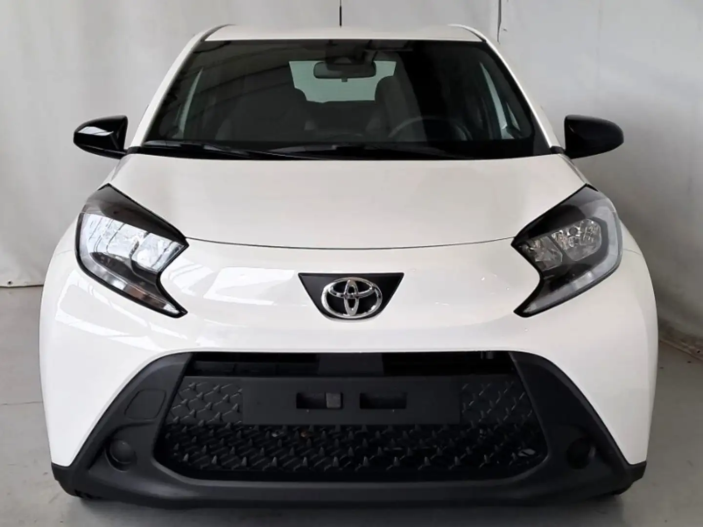 Toyota Aygo X 1.0 VVT-i 72 CV 5p. Active Blanc - 1