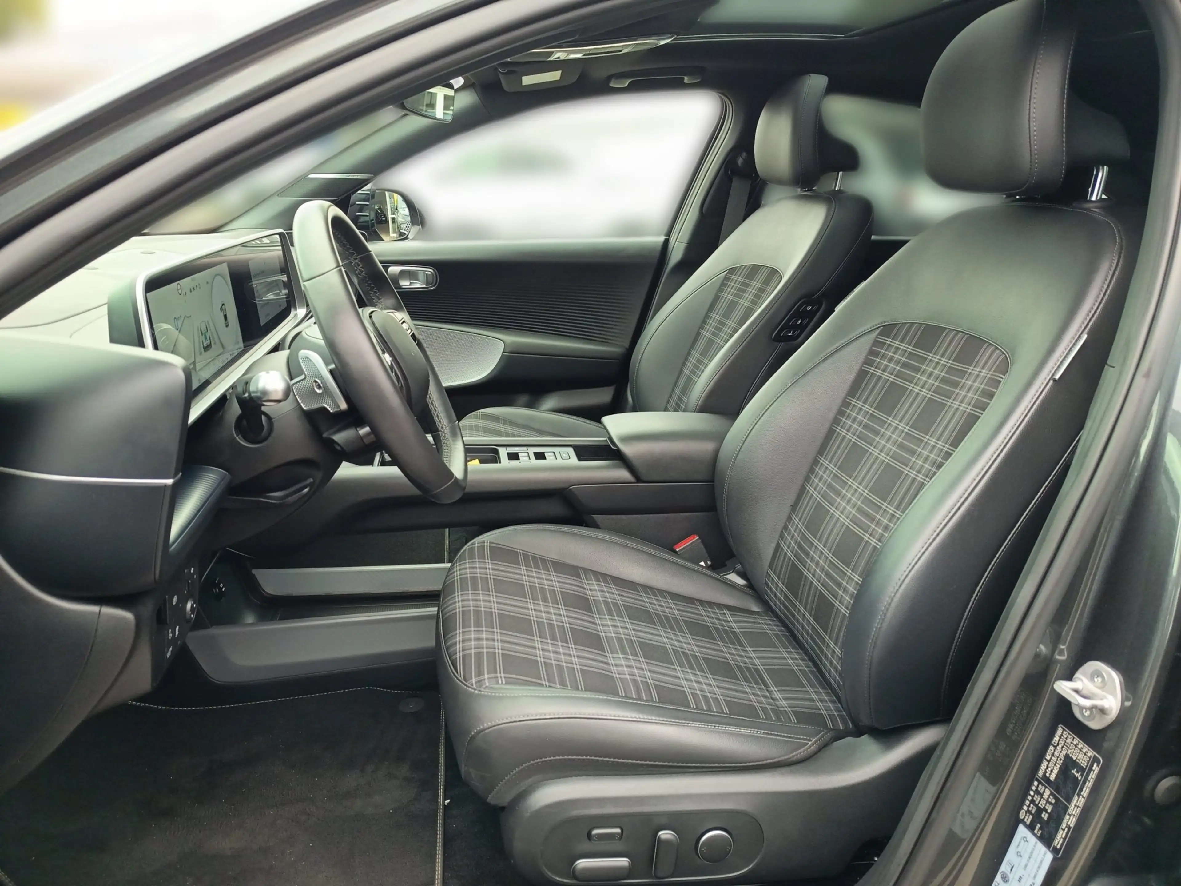 Hyundai IONIQ 6 77,4 kWh 4WD First Edition — photo 10