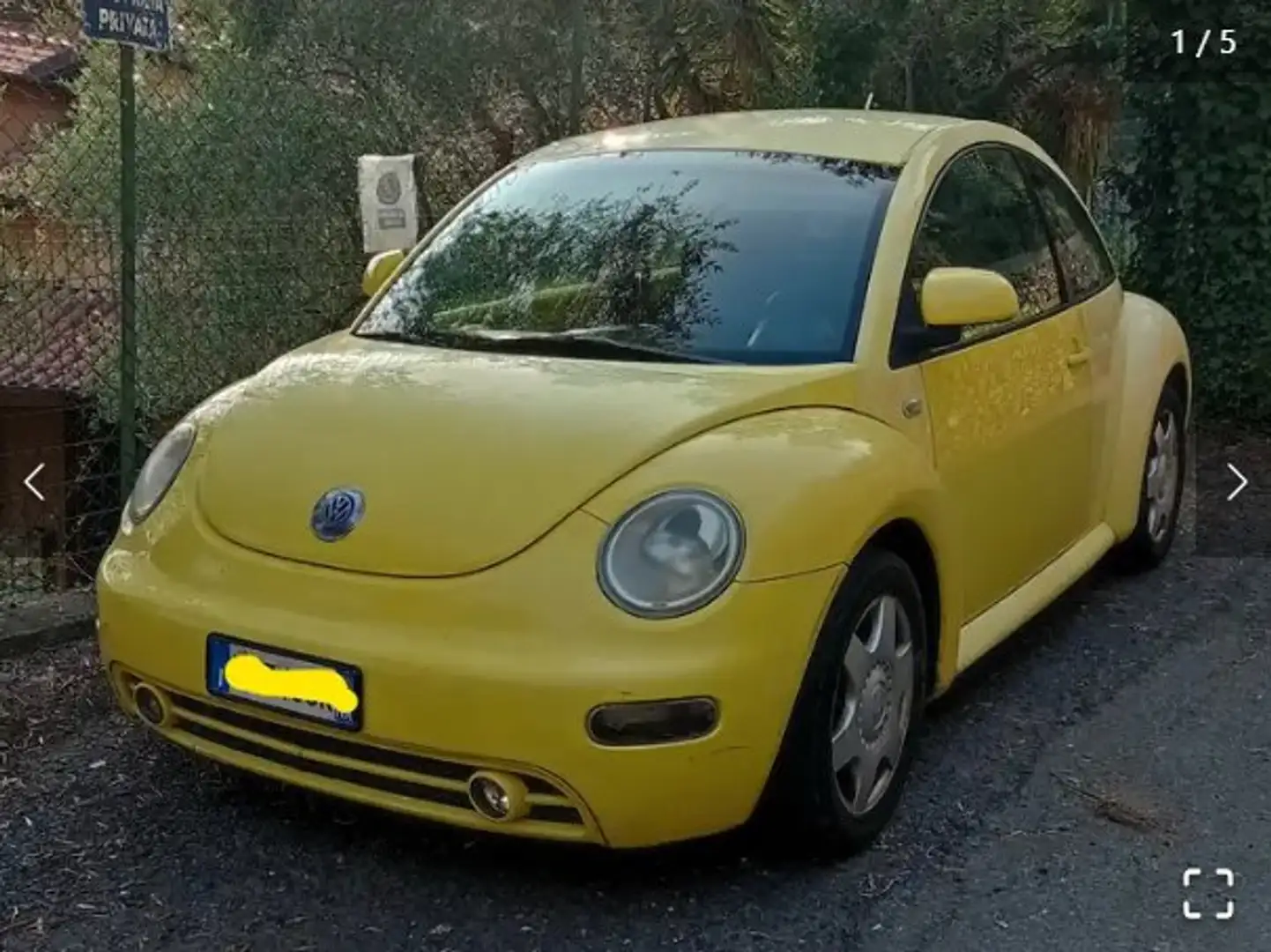 Volkswagen New Beetle Yellow - 2