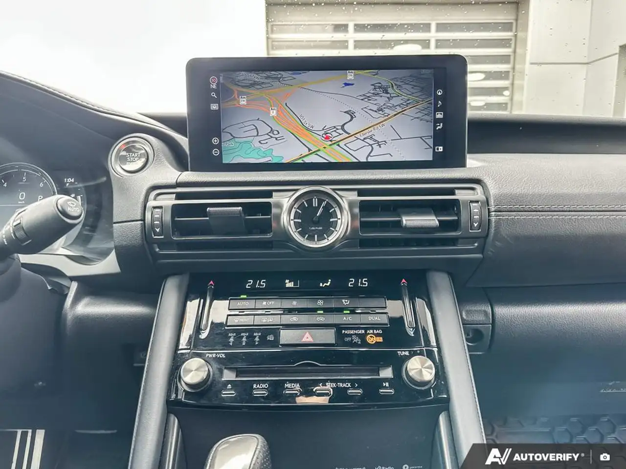 Lexus IS снимка Lexus IS