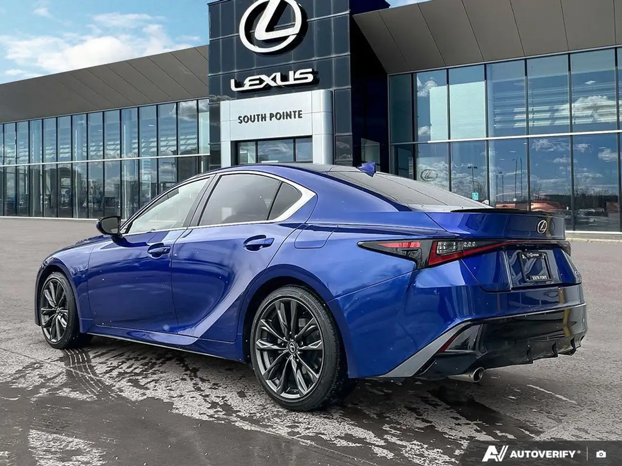 Lexus IS снимка Lexus IS