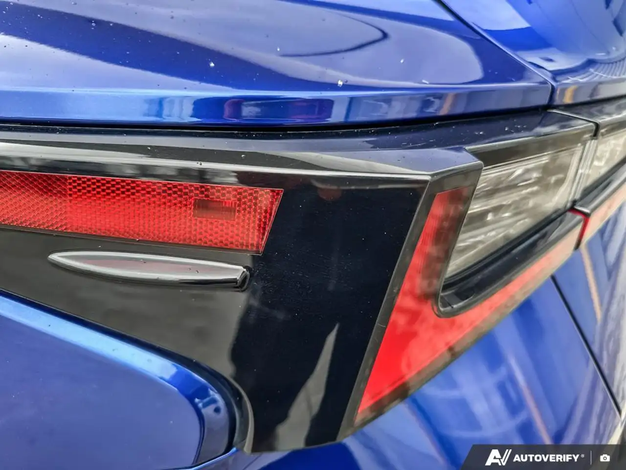 Lexus IS снимка Lexus IS