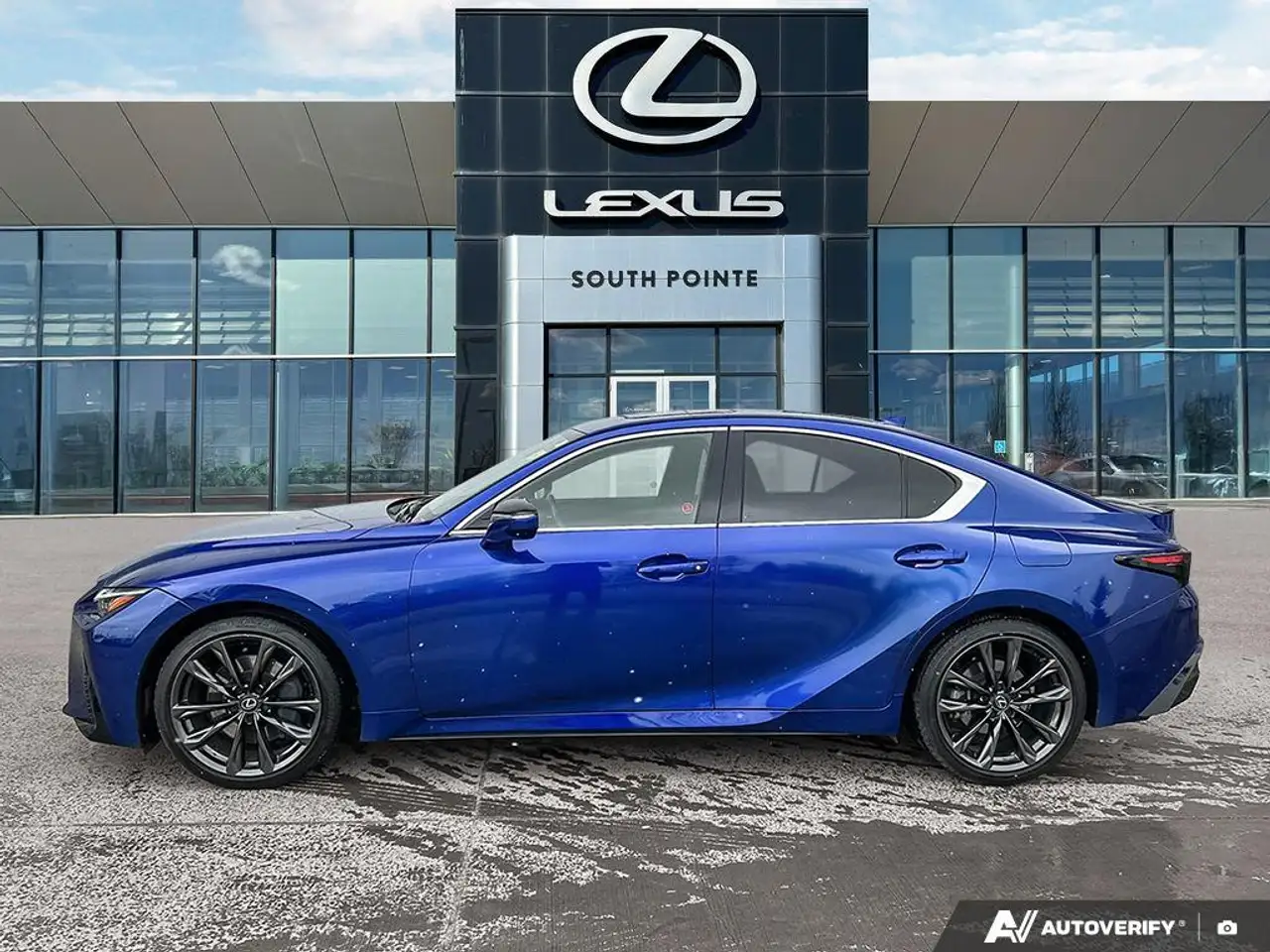 Lexus IS снимка Lexus IS