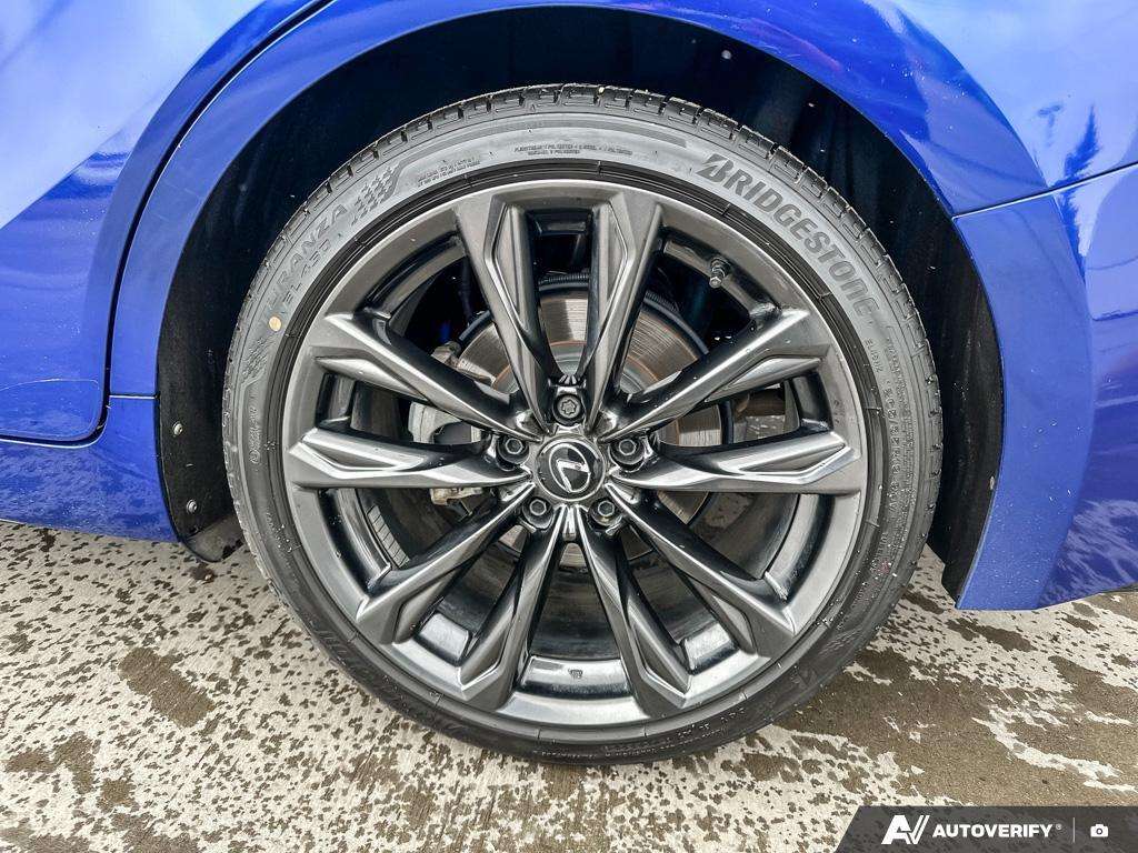 2023 Lexus IS Sedan