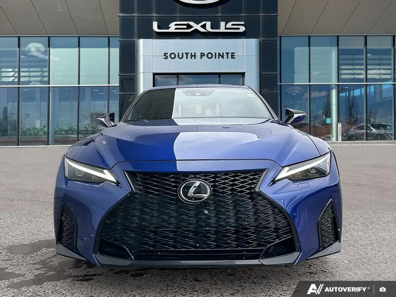 Lexus IS снимка Lexus IS