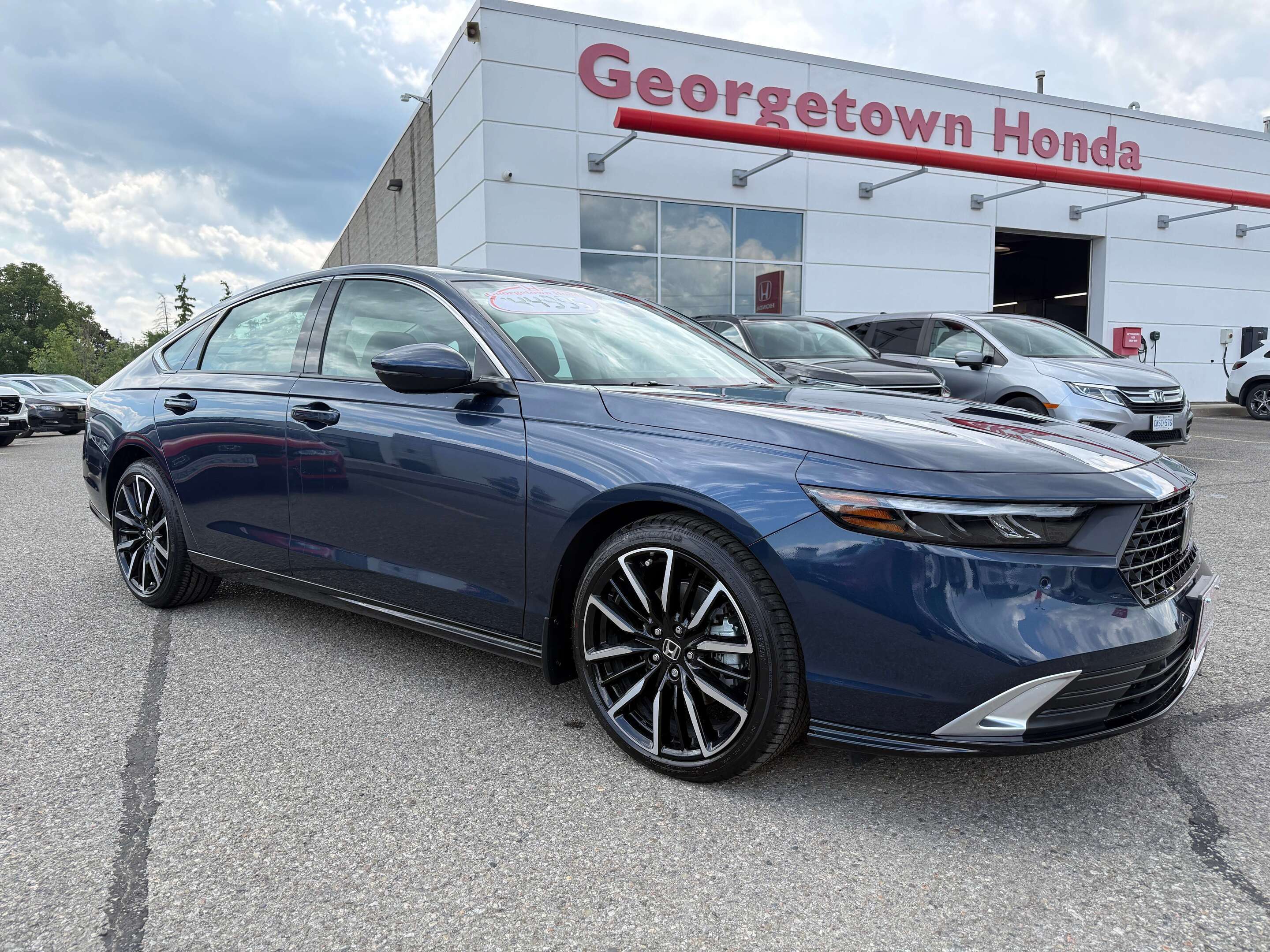 2026 Honda Accord ACCORD TOURING HYBRID-FULLY LOADED/ONLY 670KM!