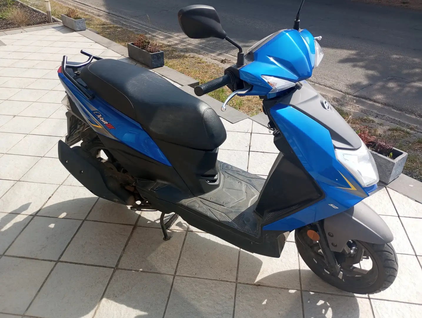 SYM Orbit III Blue - 1