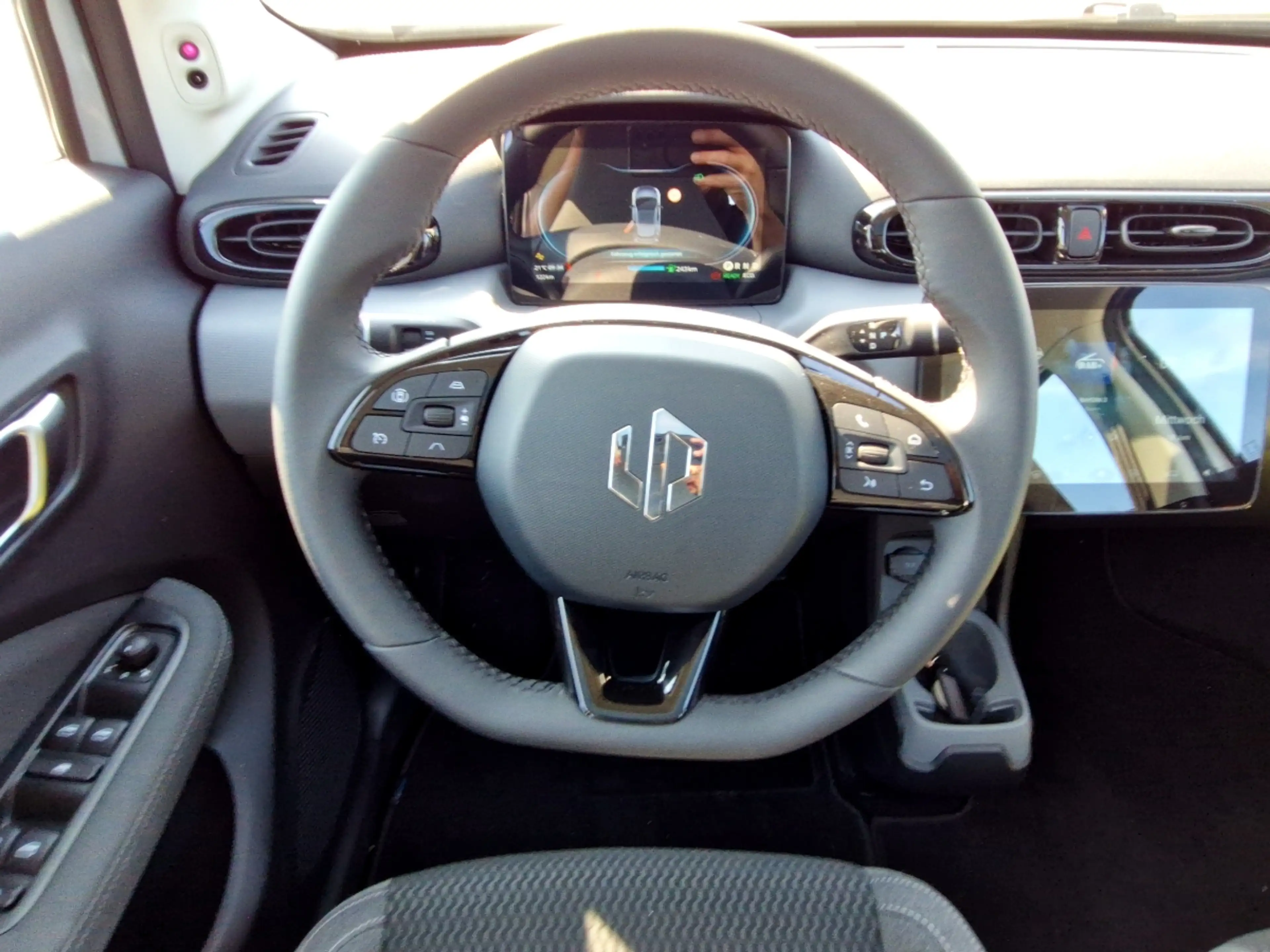 Leapmotor T03 LFP 37,3 kWh PANORAMAGLASDACH|NAVIGATION — photo 10