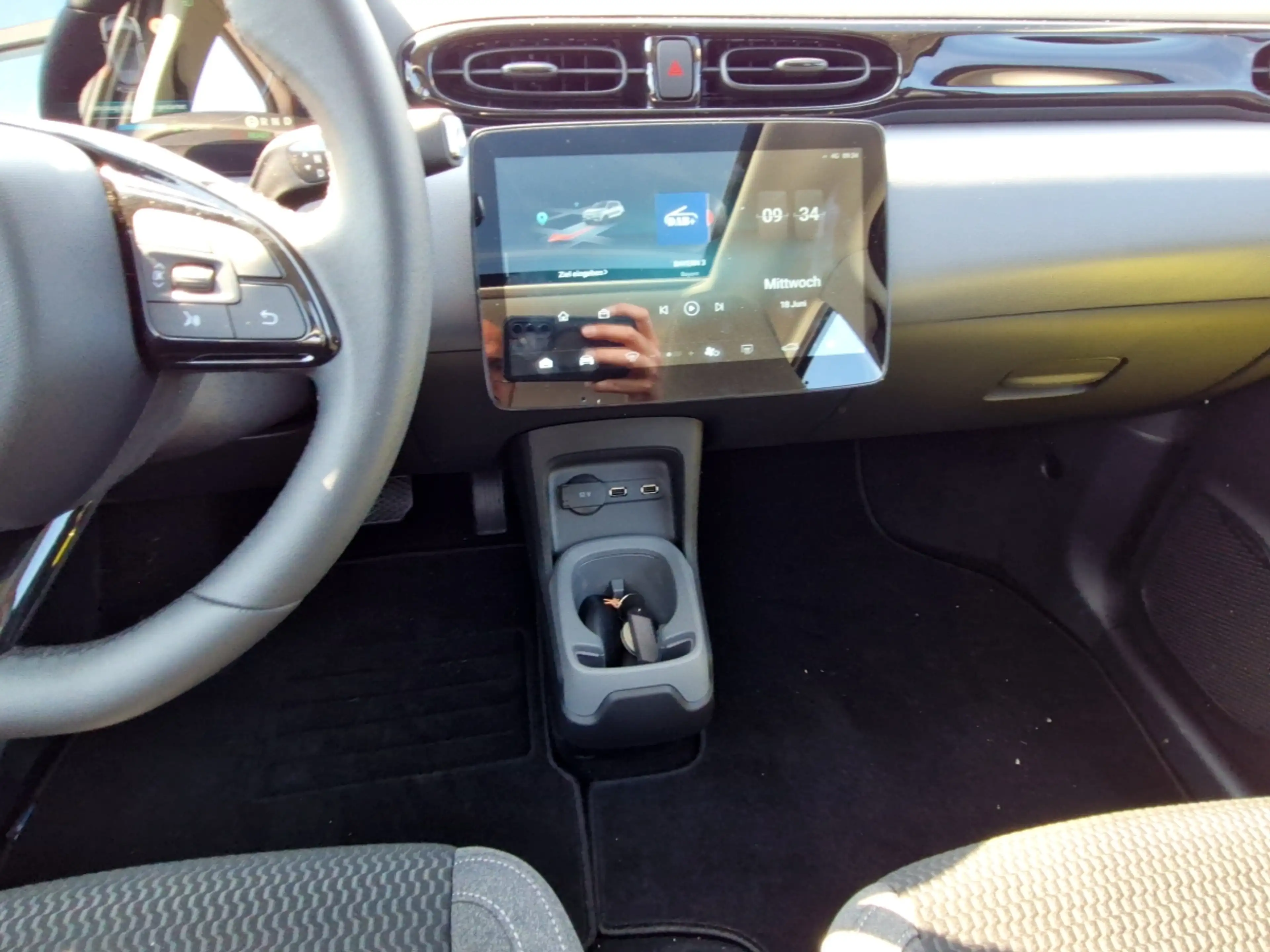 Leapmotor T03 LFP 37,3 kWh PANORAMAGLASDACH|NAVIGATION — photo 11