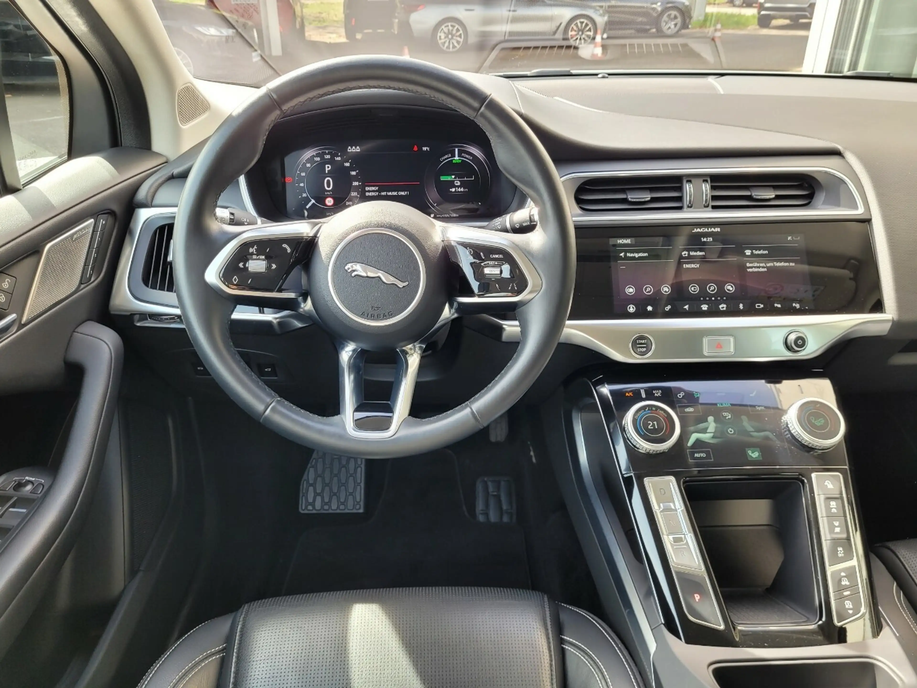 Jaguar I-Pace EV400 S*Luftfederung*Black-Pack*Keyless* — photo 7