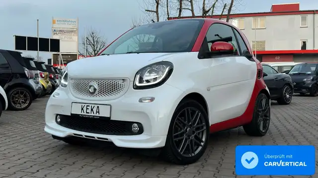smart forTwo Cabrio TURBO DCT BRABUS! FOX! 17ZOLL! CARPLAY!