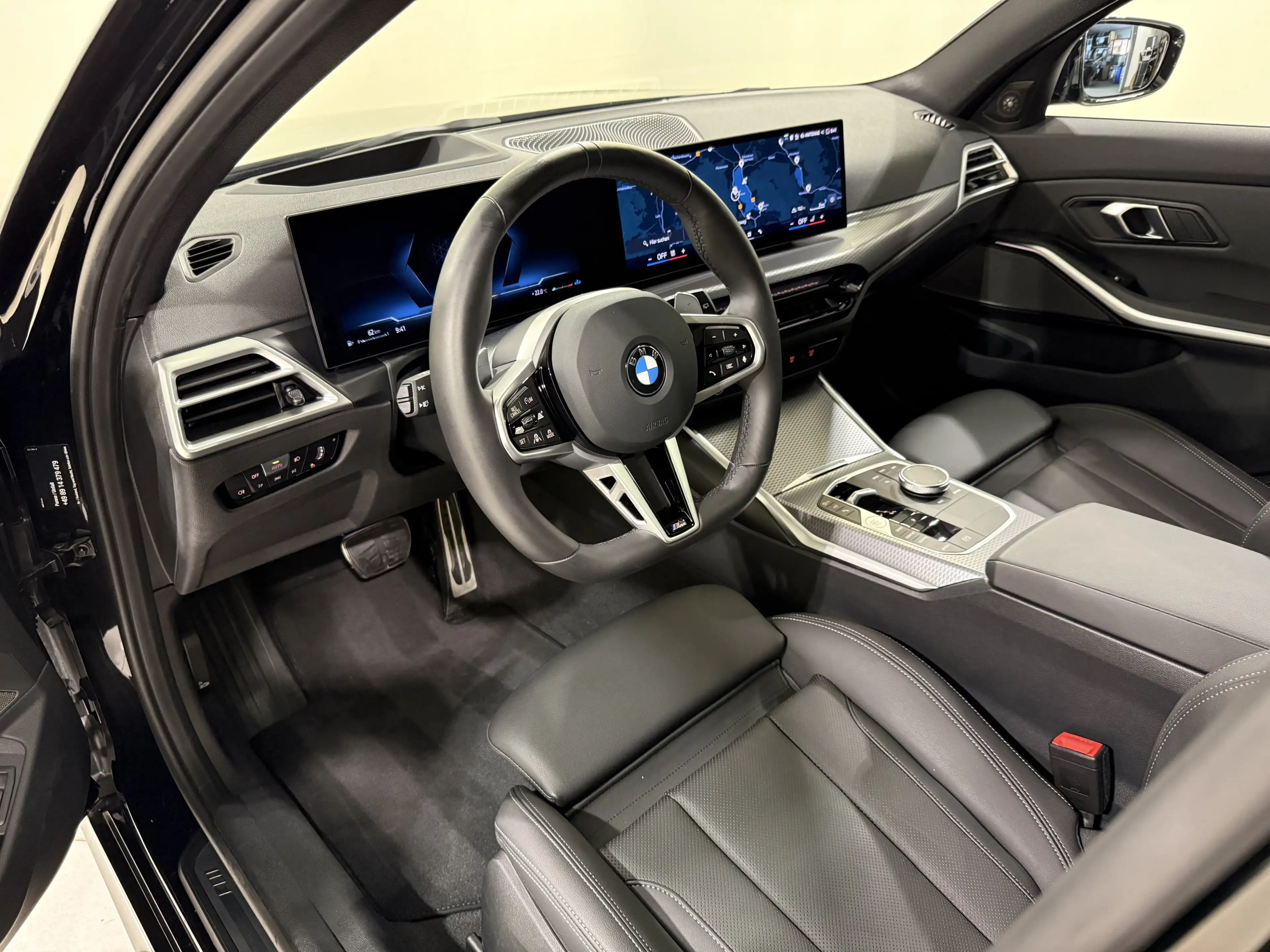 BMW 330 d xDrive Touring M Sportpaket Pro AHK ACC 360° — photo 9