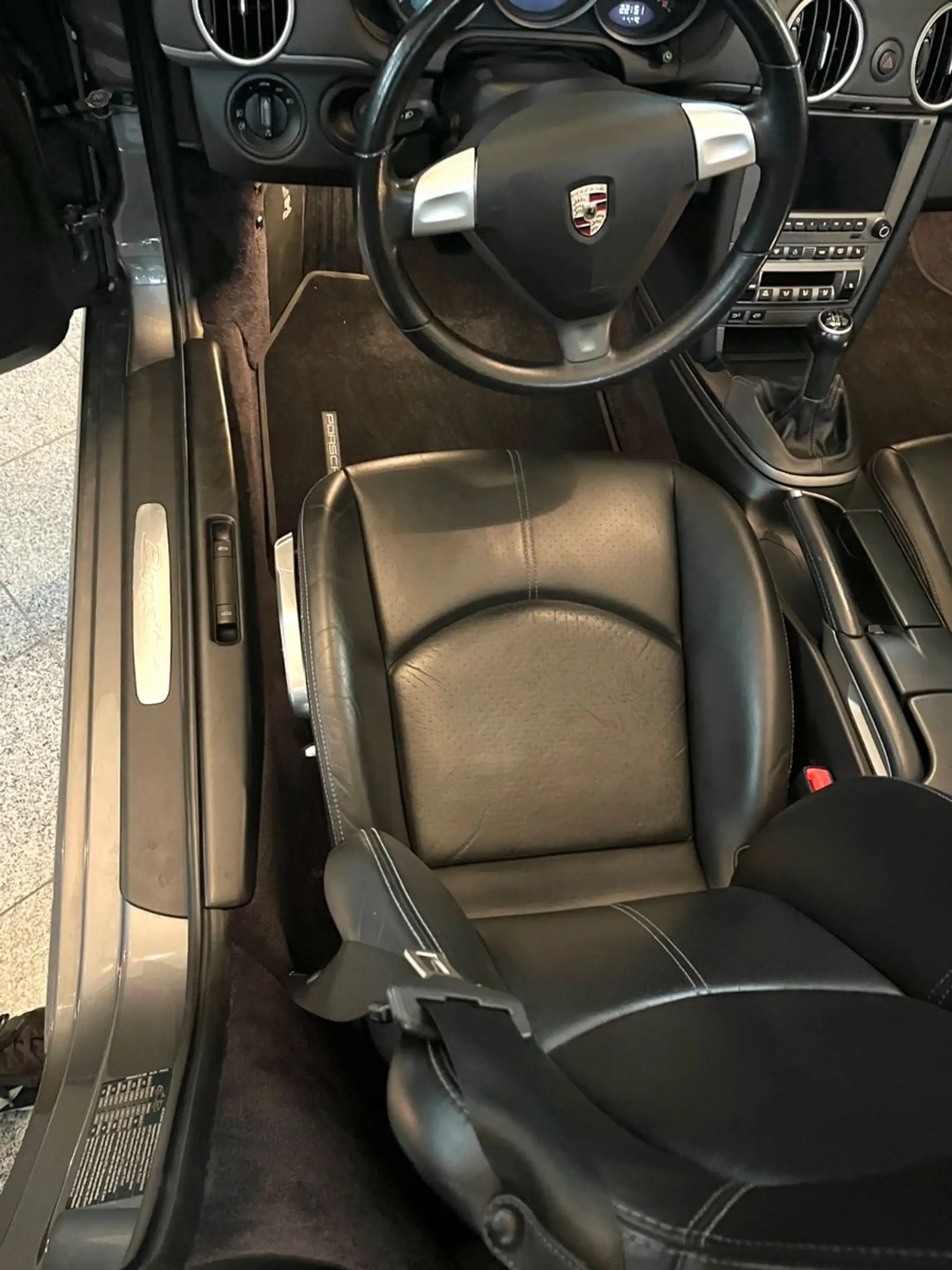 Porsche Boxster org. 55´km LED NAVI SPORTABGAS 19" SHZ — photo 19