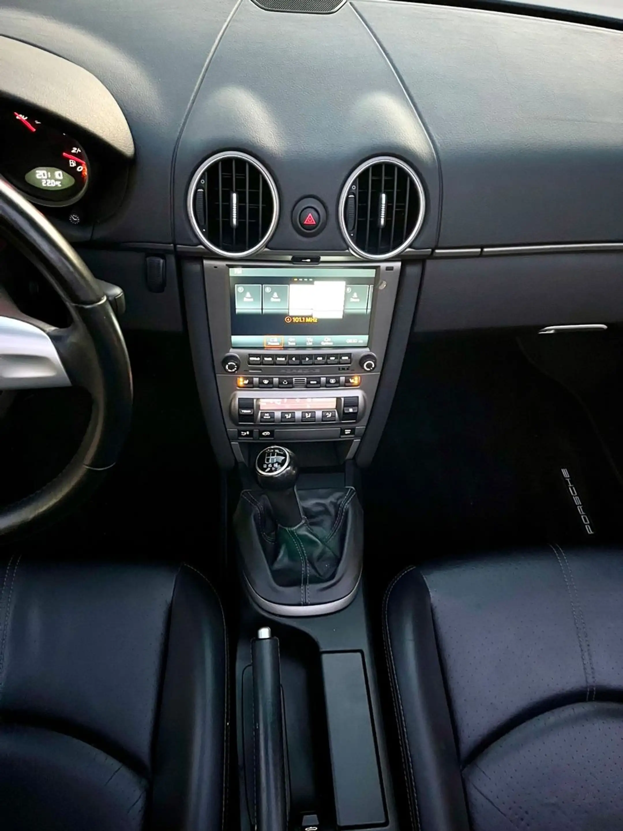 Porsche Boxster org. 55´km LED NAVI SPORTABGAS 19" SHZ — photo 7