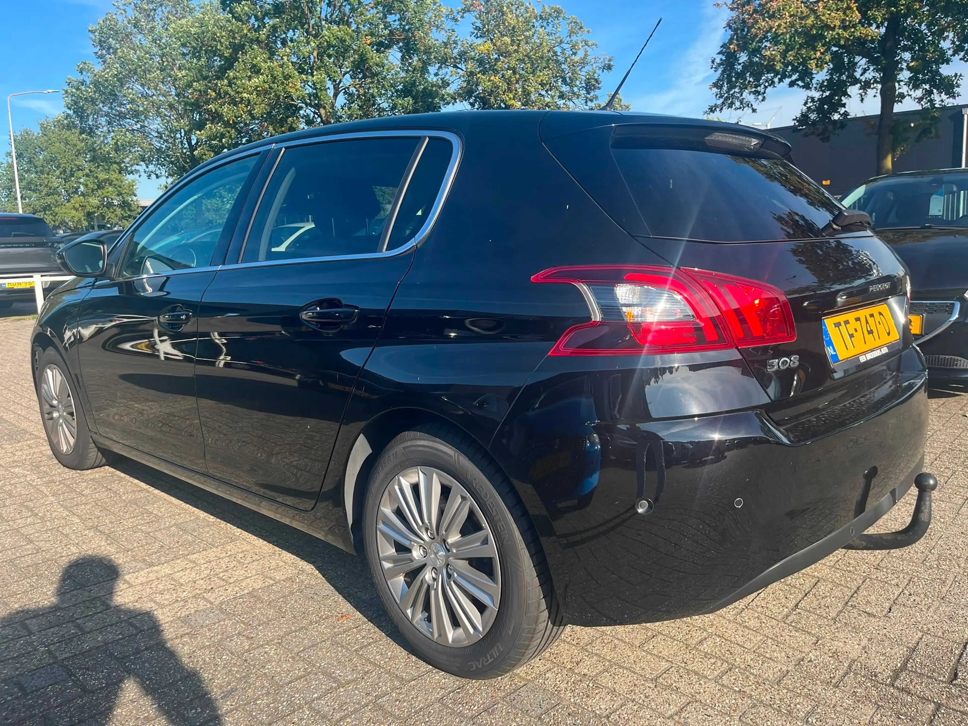 Peugeot 308 1.2 PureTech Allure | Navi | Trekhaak | LED | Keyl — photo 5