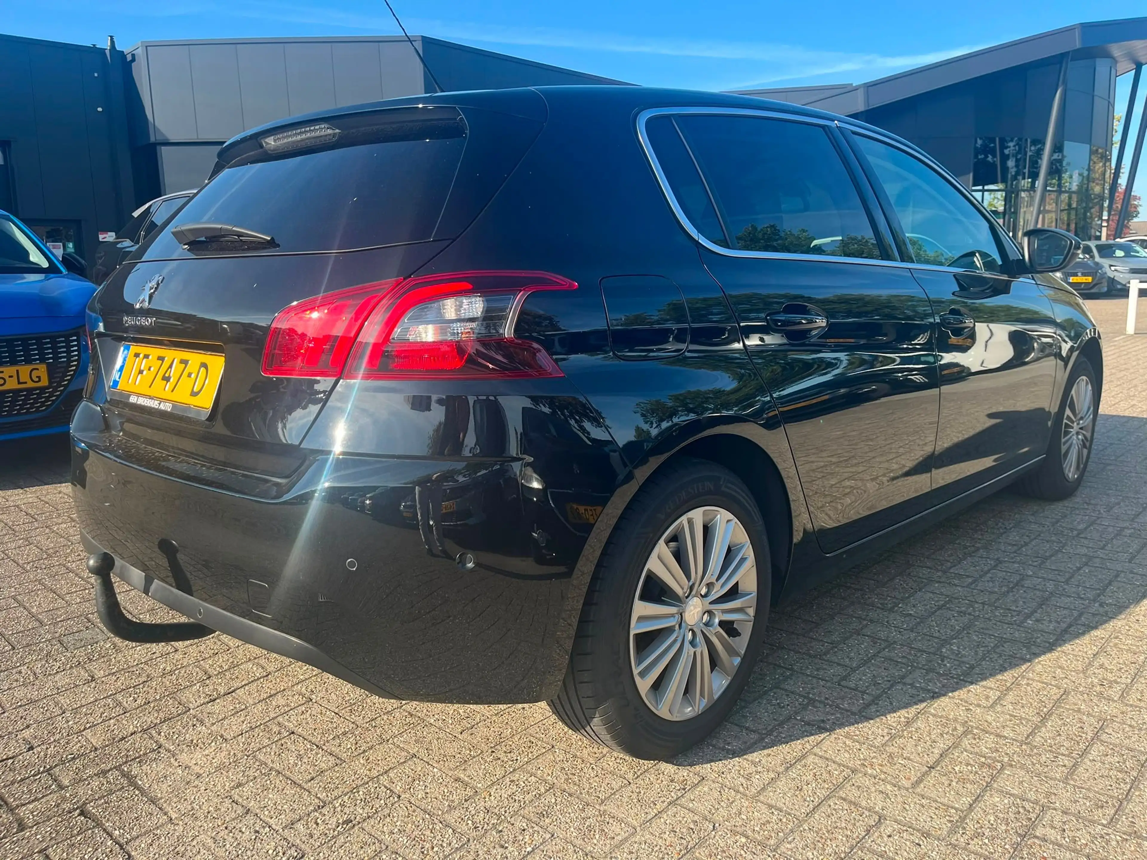 Peugeot 308 1.2 PureTech Allure | Navi | Trekhaak | LED | Keyl — photo 4