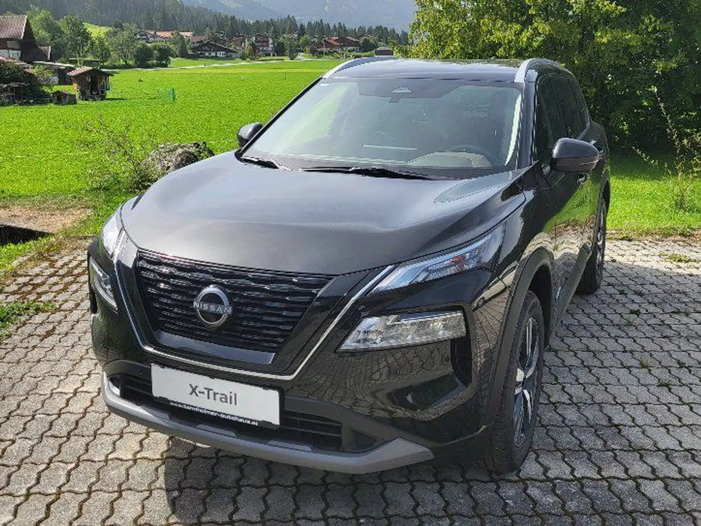 Nissan X-Trail 1,5 VC-T e-Power 4ORCE Allrad N-Connecta Noir - 1