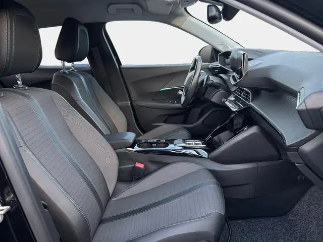 Peugeot 2008 view 13
