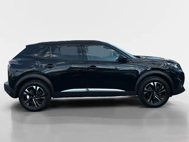 Peugeot 2008 view 6