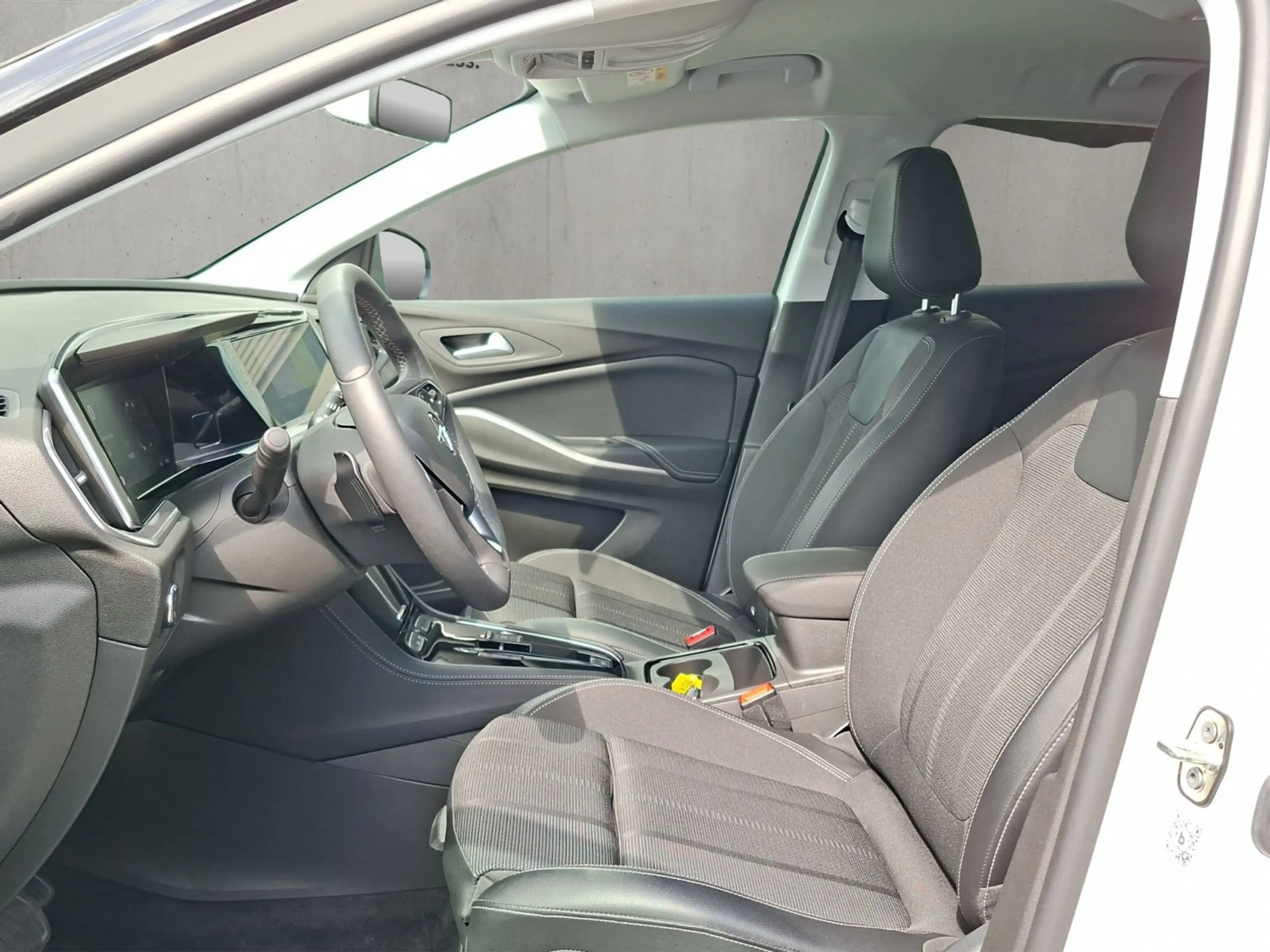 Opel Grandland 1.2 Turbo Enjoy — photo 9