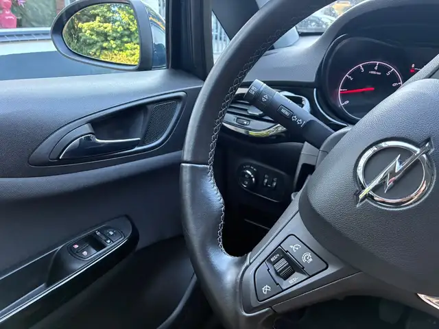 Opel Corsa view 11