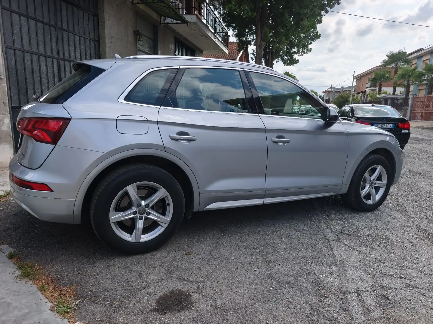 Audi Q5 40 2.0 tdi mhev Business Design quattro 204cv s-tr - 2