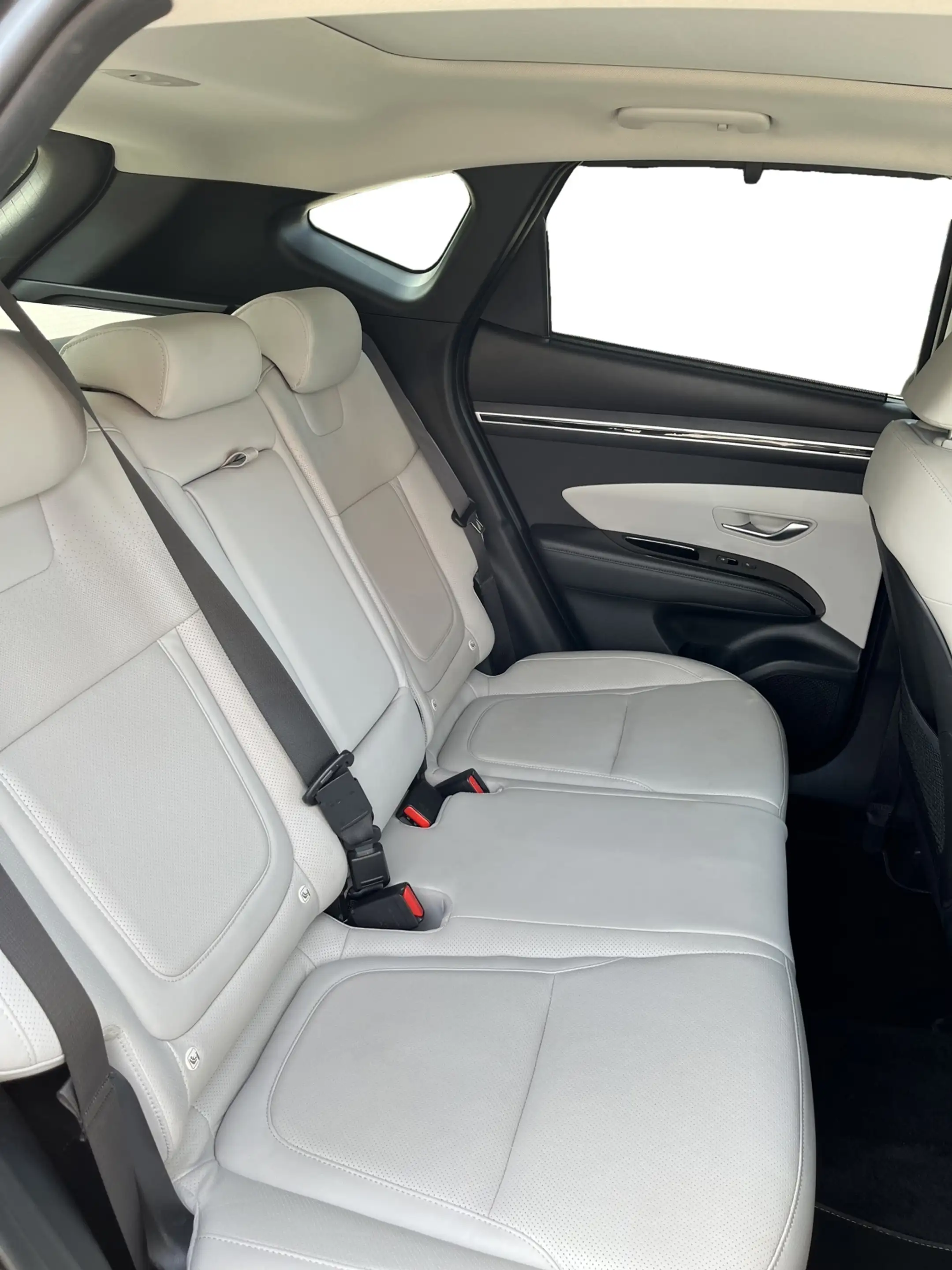 Hyundai TUCSON 1.6 T-GDI HEV Premium Sky — photo 12