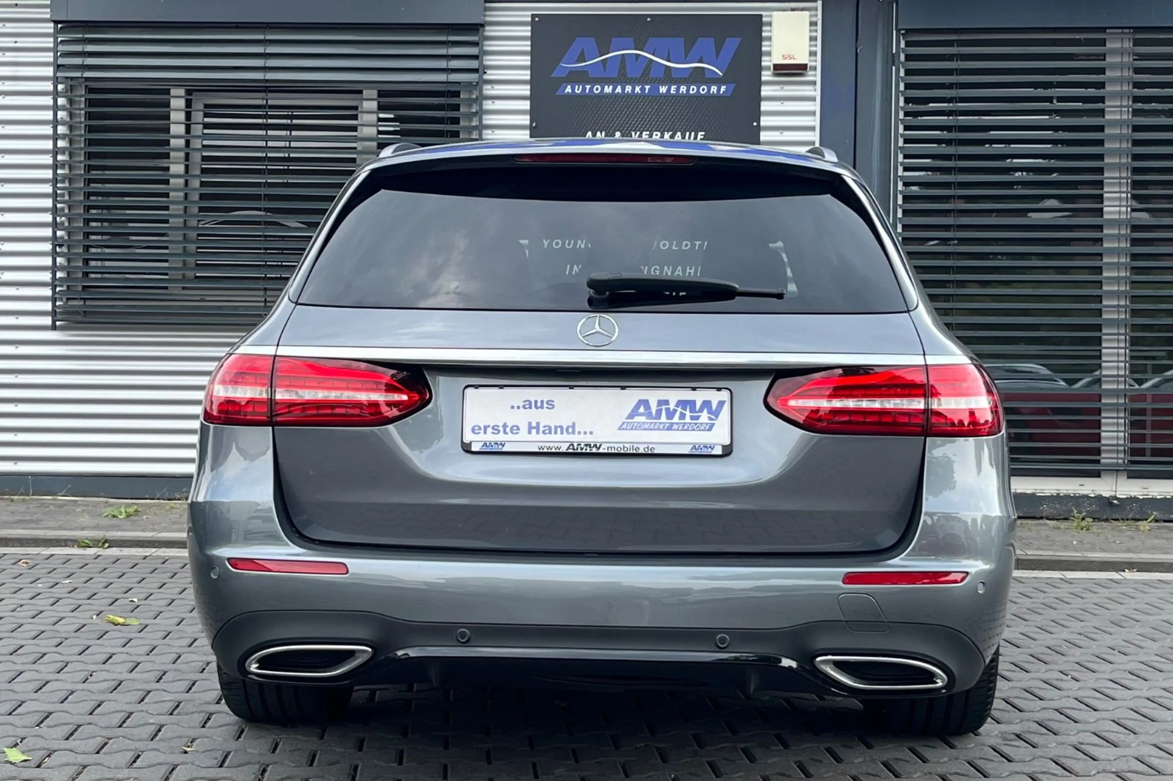 Mercedes-Benz E 300 d 4M AMG LINE*NIGHT*LED*AHK*BURMESTER*AMBI — photo 7