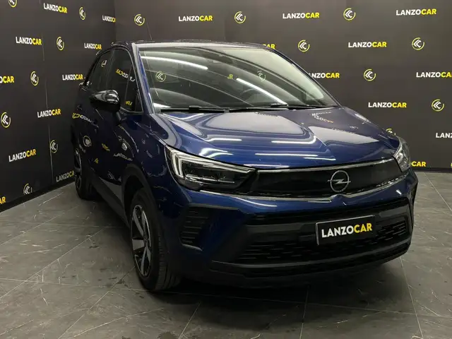 Opel Crossland view 3