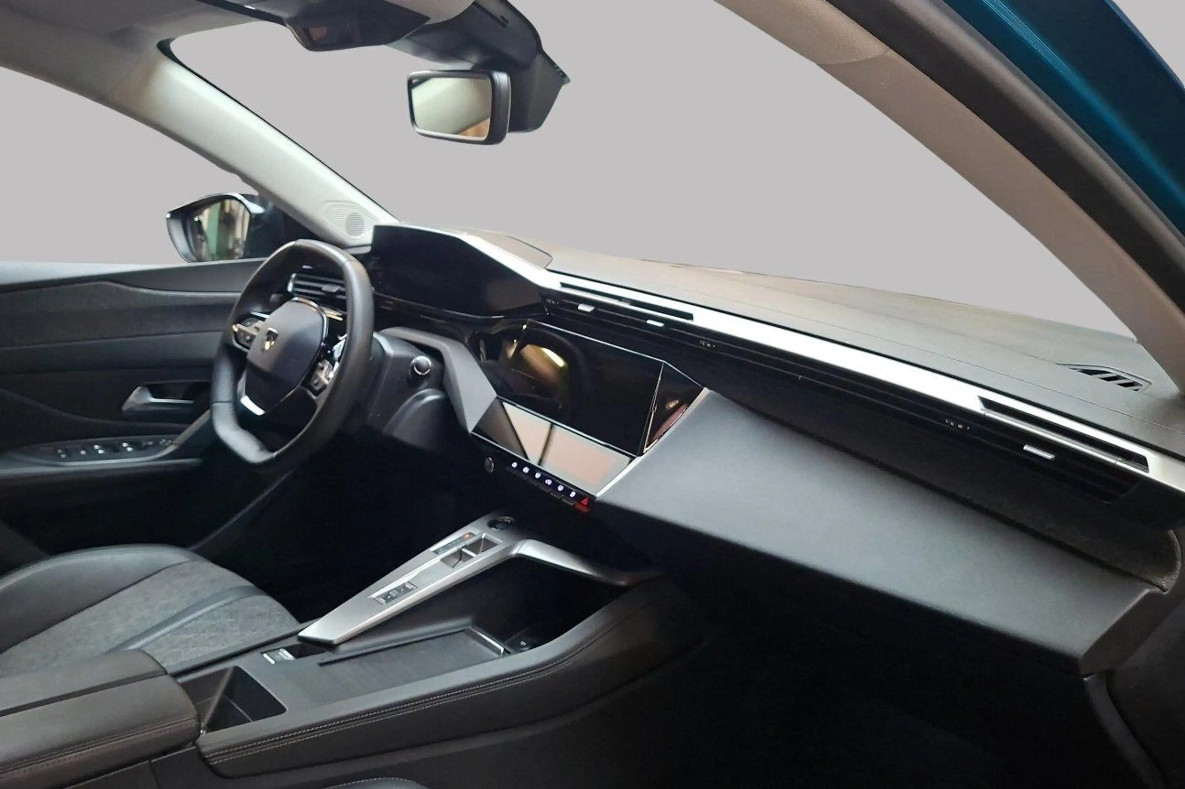 Peugeot 408 ALLURE — photo 2