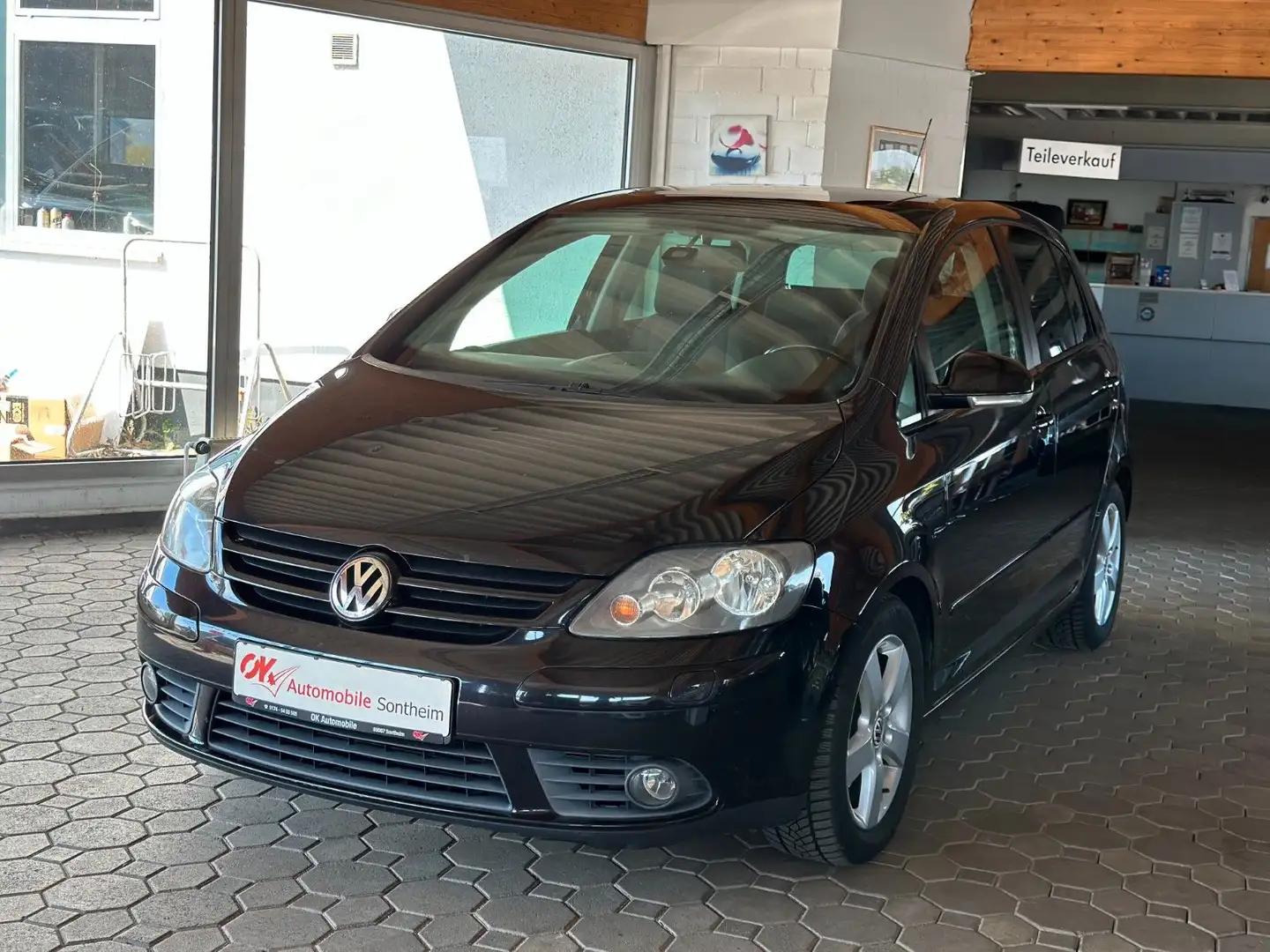 Volkswagen Golf Plus V Sportline*Temp*SHZ*Schiebedach*6gang Чорний - 1