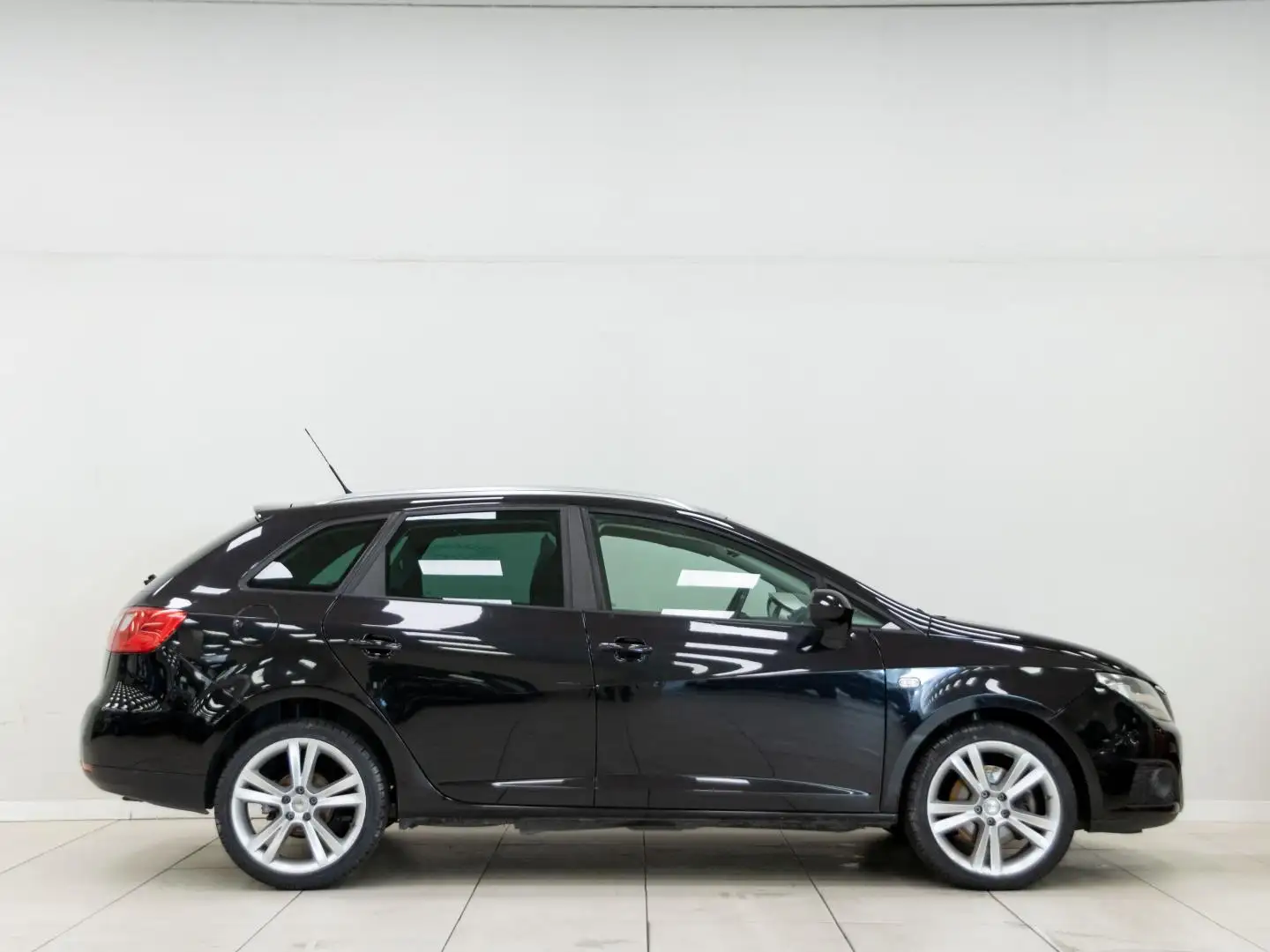 SEAT Ibiza 1.6TDI CR Style DPF 105 - 2