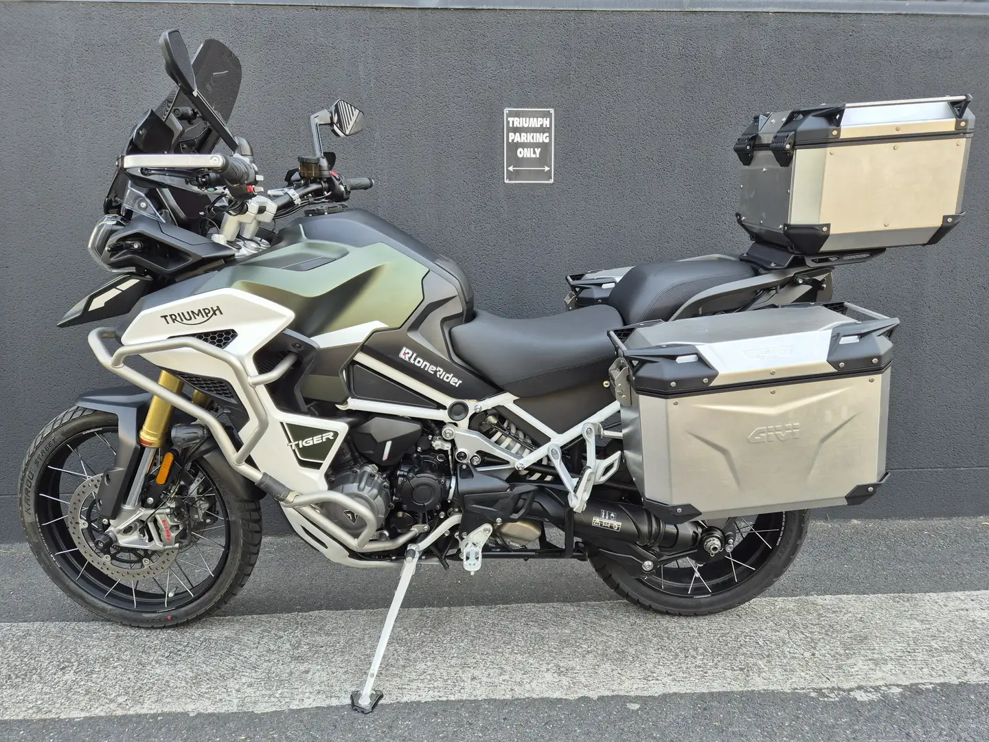 Triumph Tiger 1200 - 2