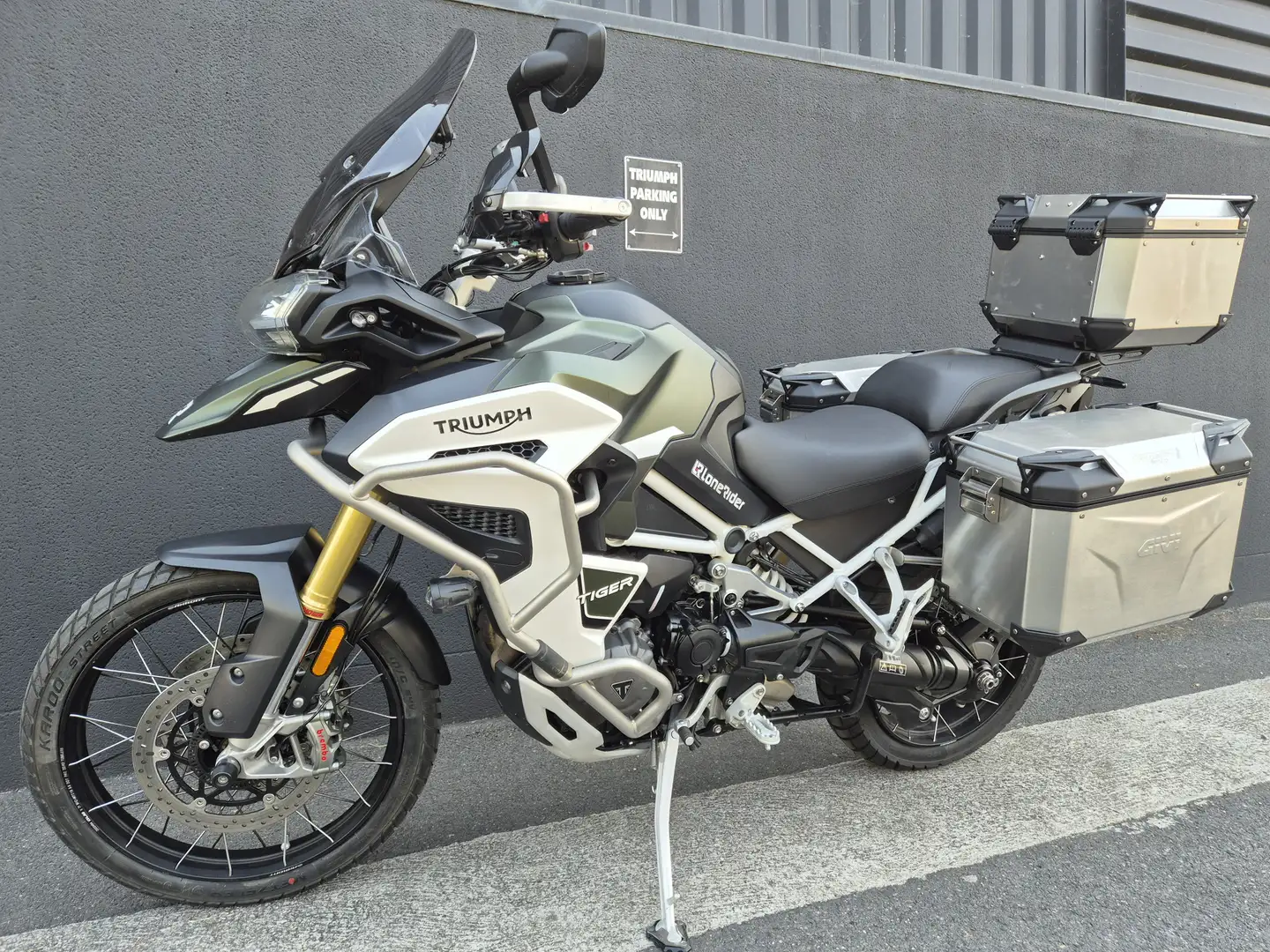 Triumph Tiger 1200 - 1