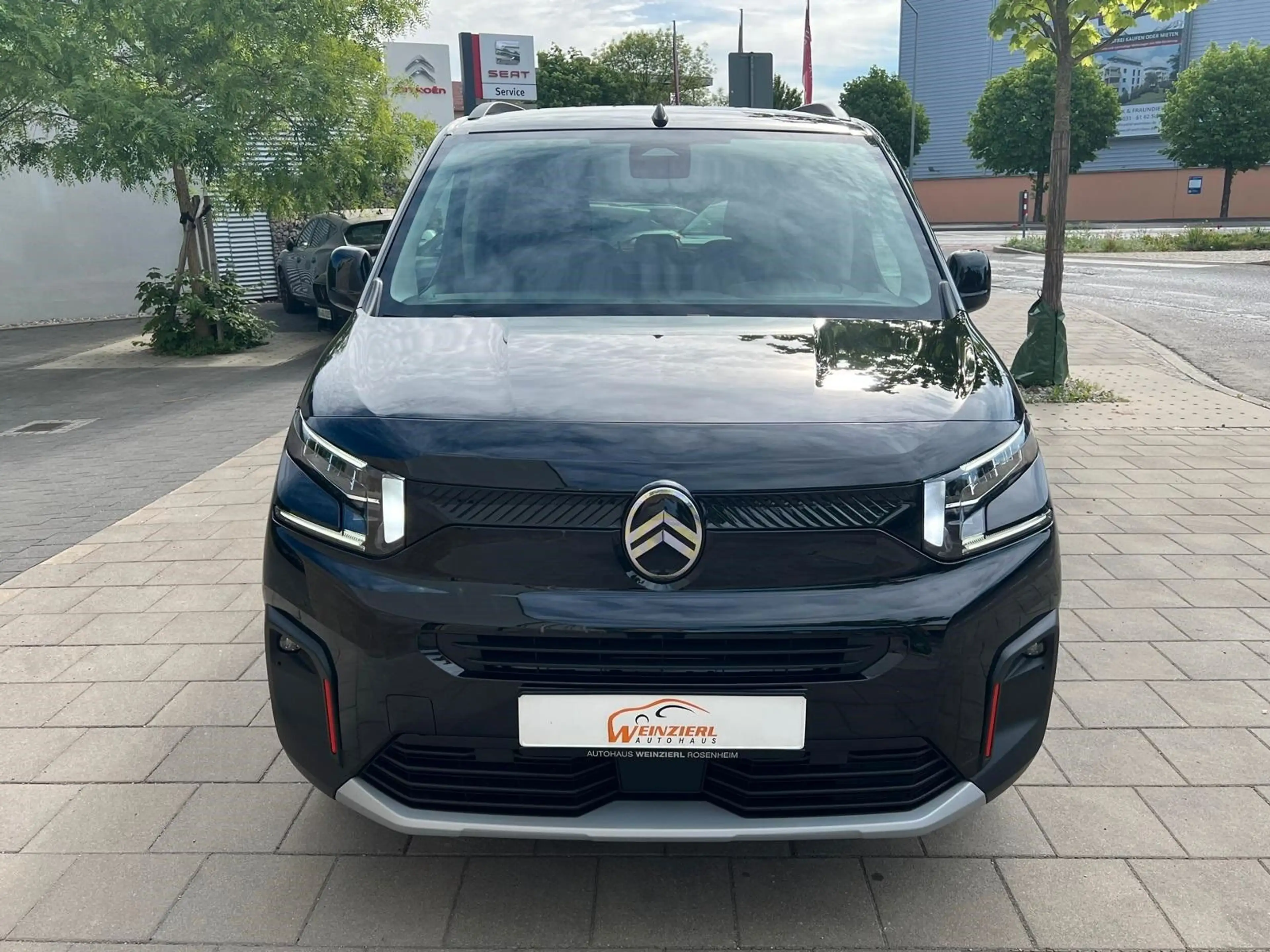 Citroen Berlingo Diesel 131PS MAX M XTR-Paket — photo 2