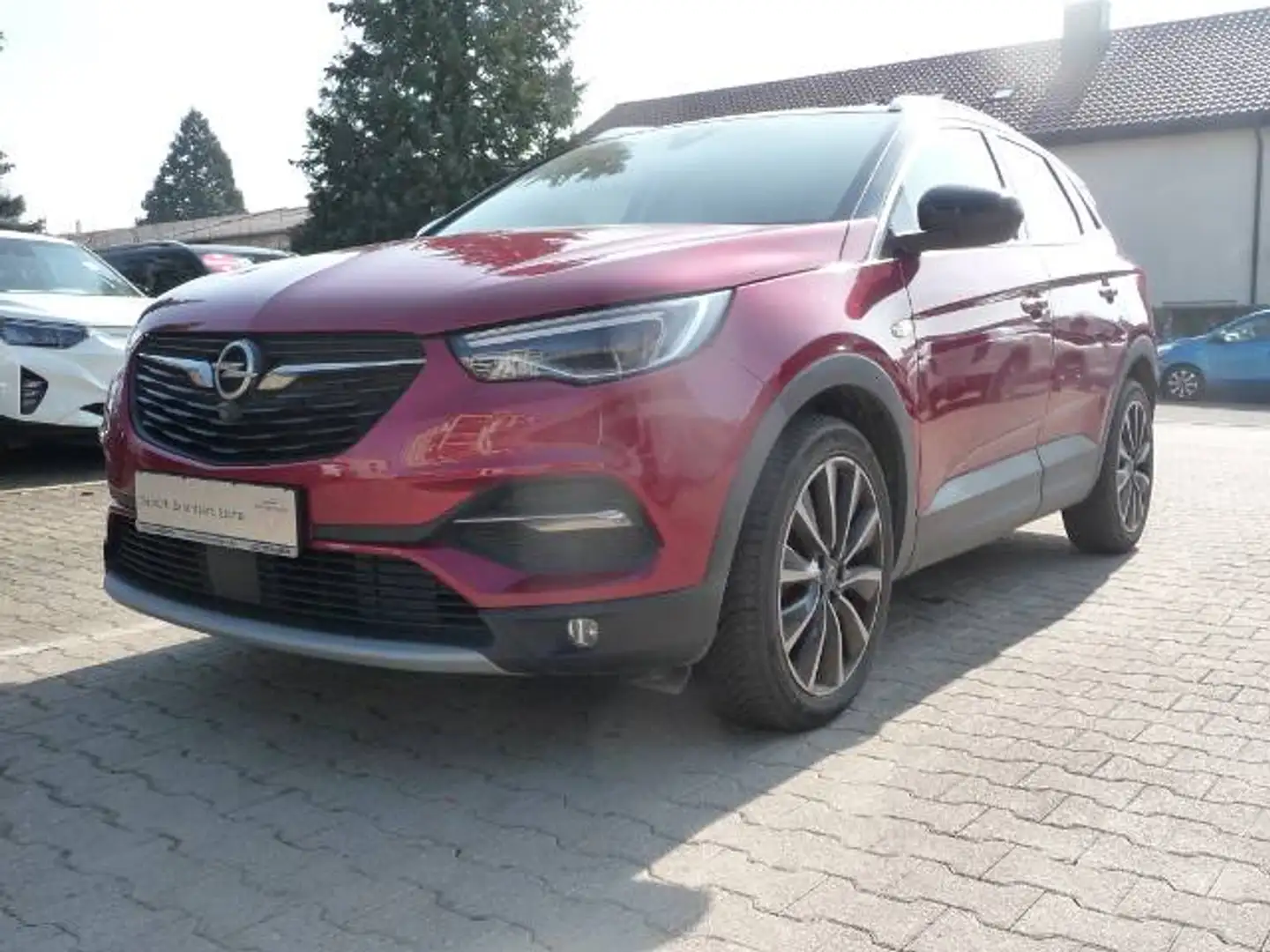 Opel Grandland X 1.6 Rot - 1